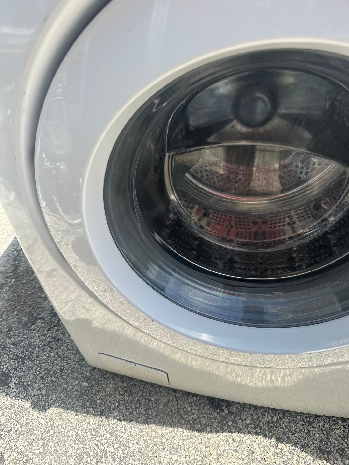 LG 3.5 cu. ft. Front Load Washer