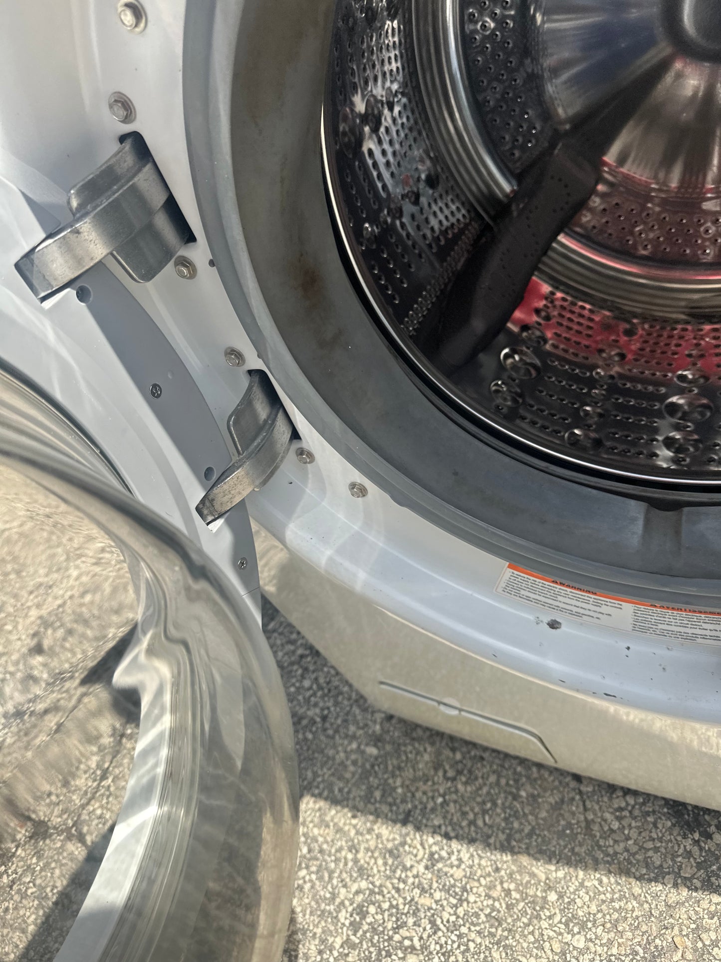 LG 3.5 cu. ft. Front Load Washer