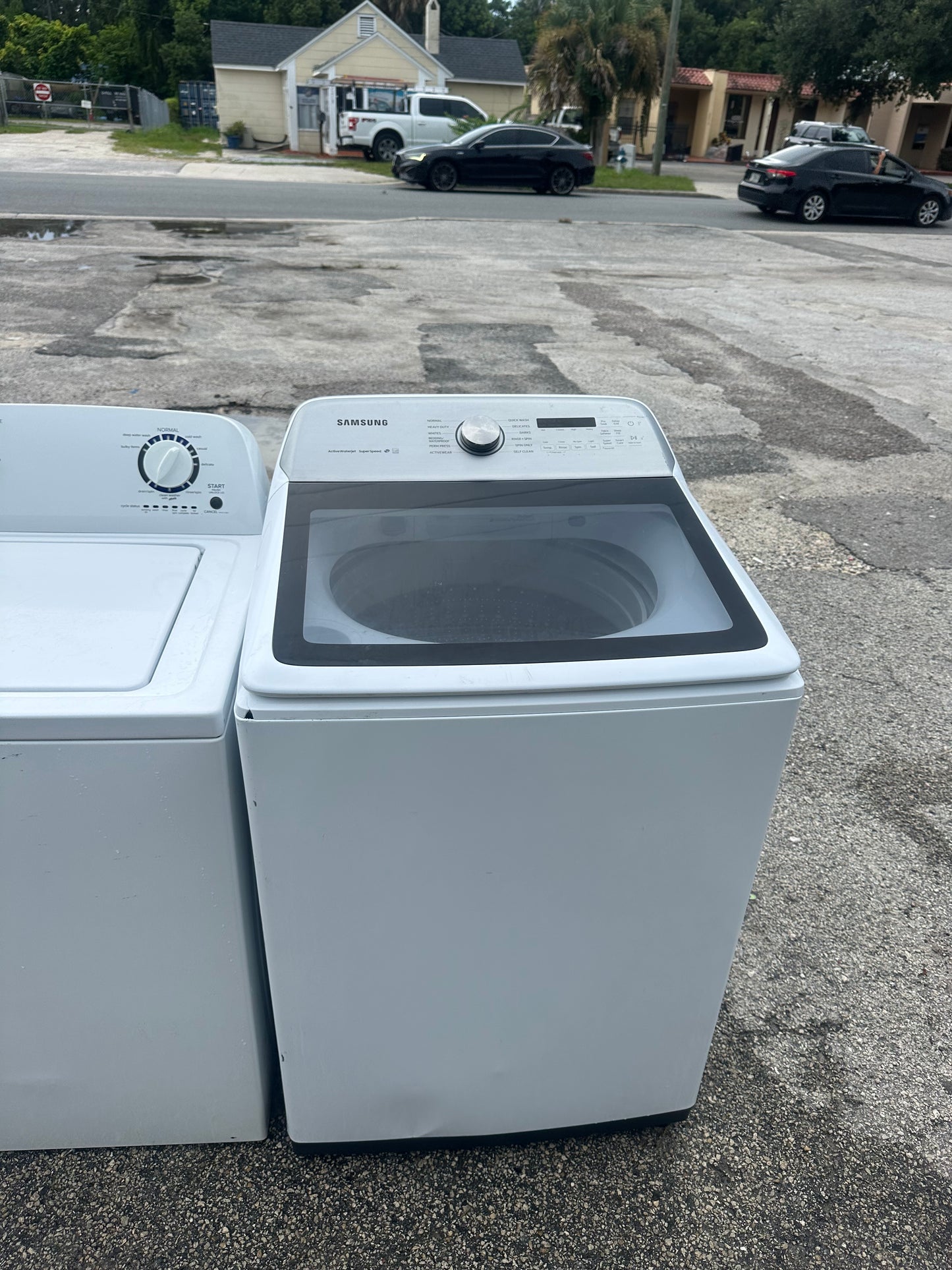 Samsung 5.0 cu. ft. Top Load Washer with Active WaterJet.