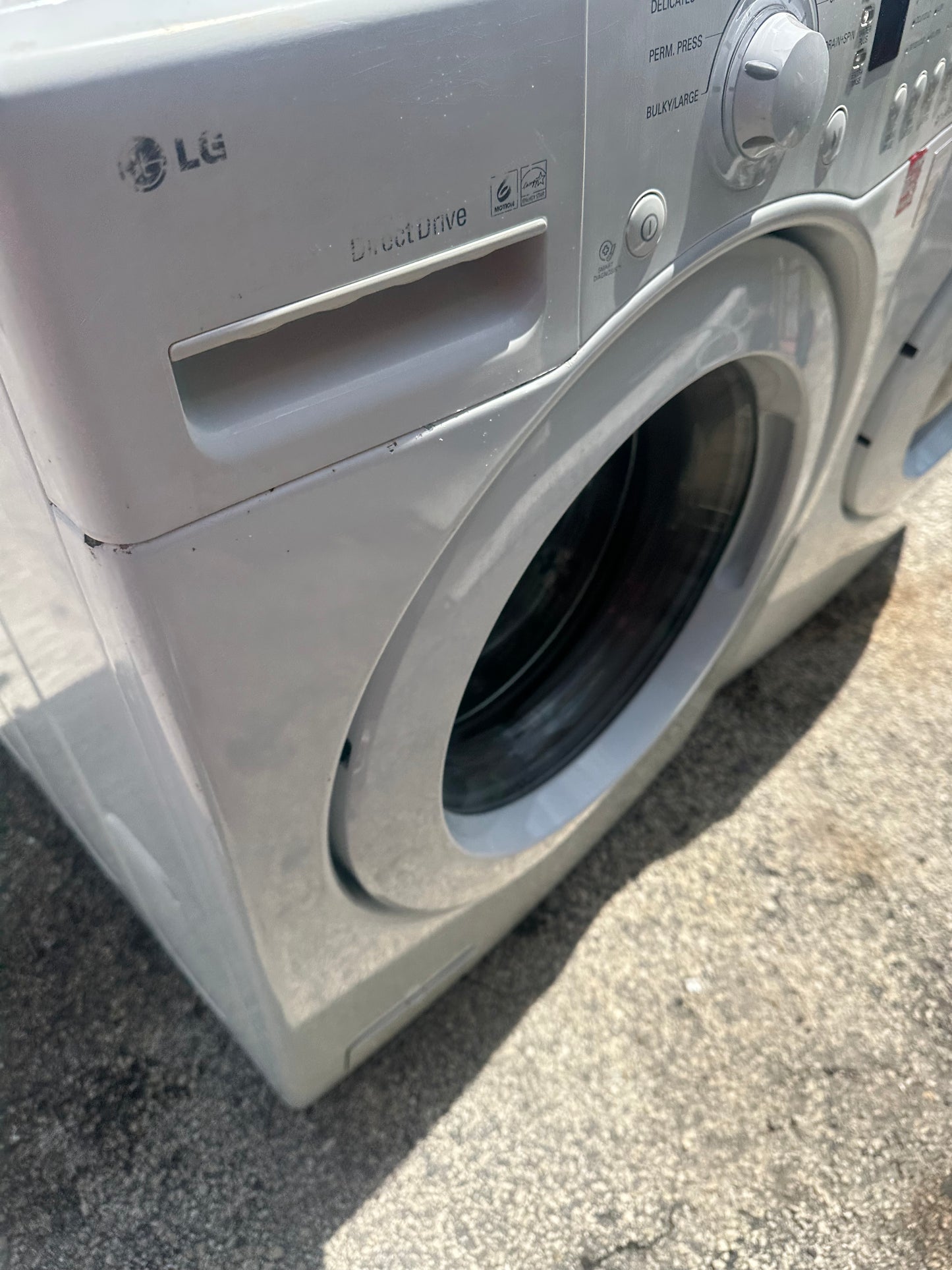 LG 3.5 cu. ft. Front Load Washer