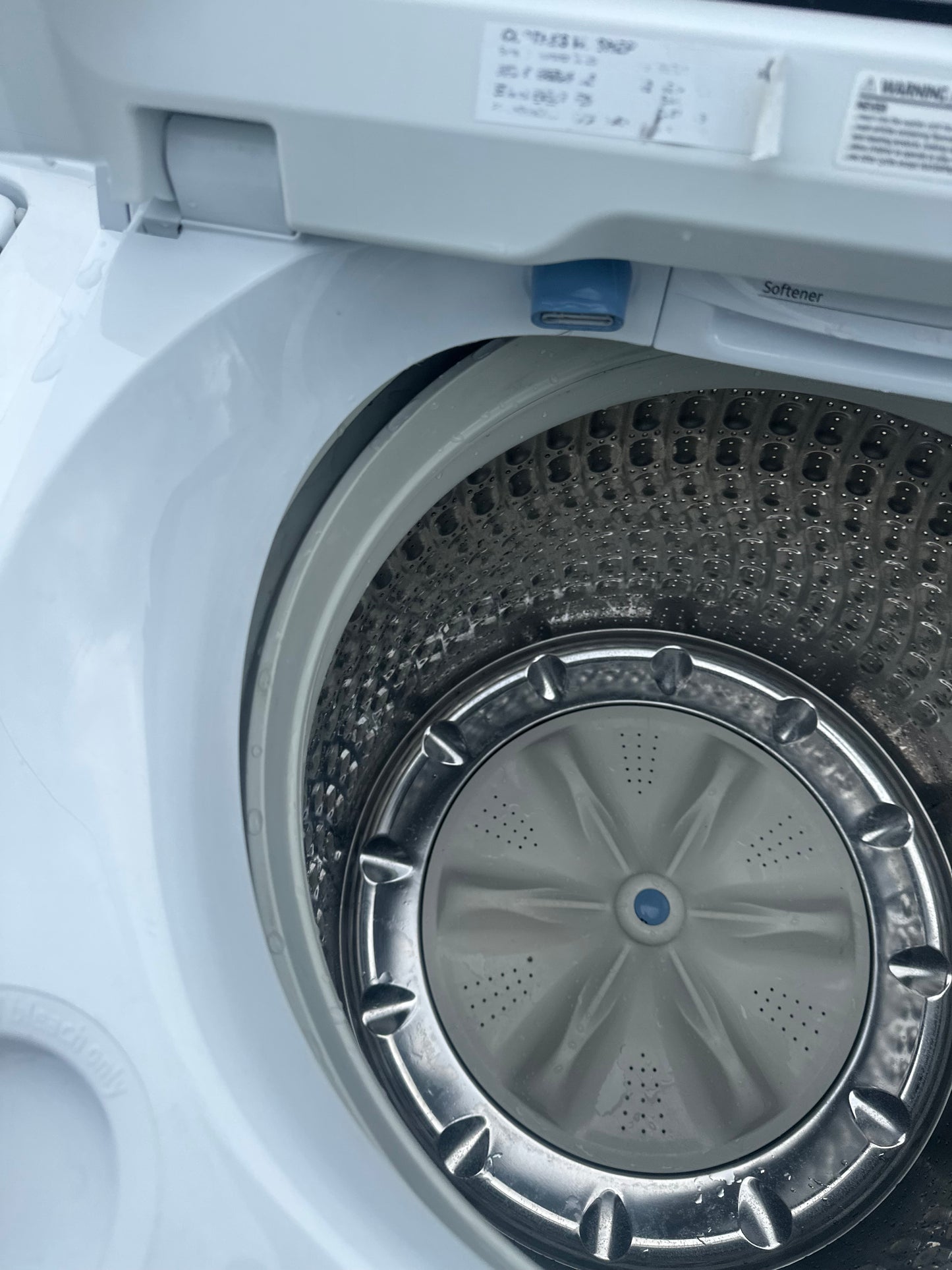 Samsung 5.0 cu. ft. Top Load Washer with Active WaterJet.