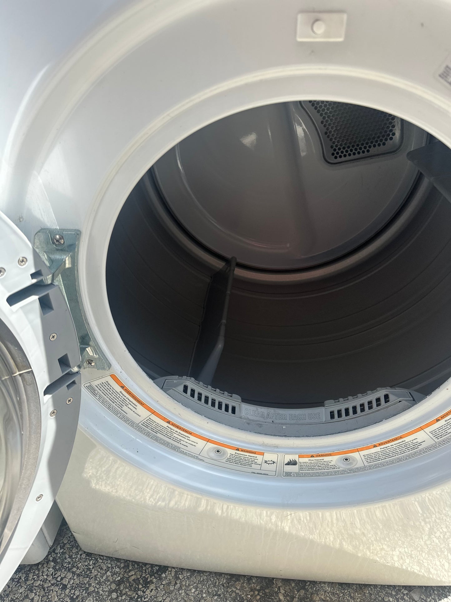 LG 7.0 cu. ft. Electric Dryer (Sensor Dry)