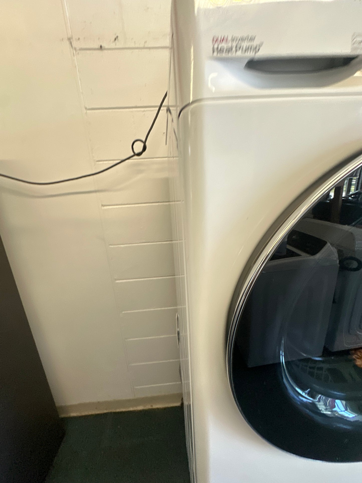 24 Inch Lg Washer And Electric Dryer Set