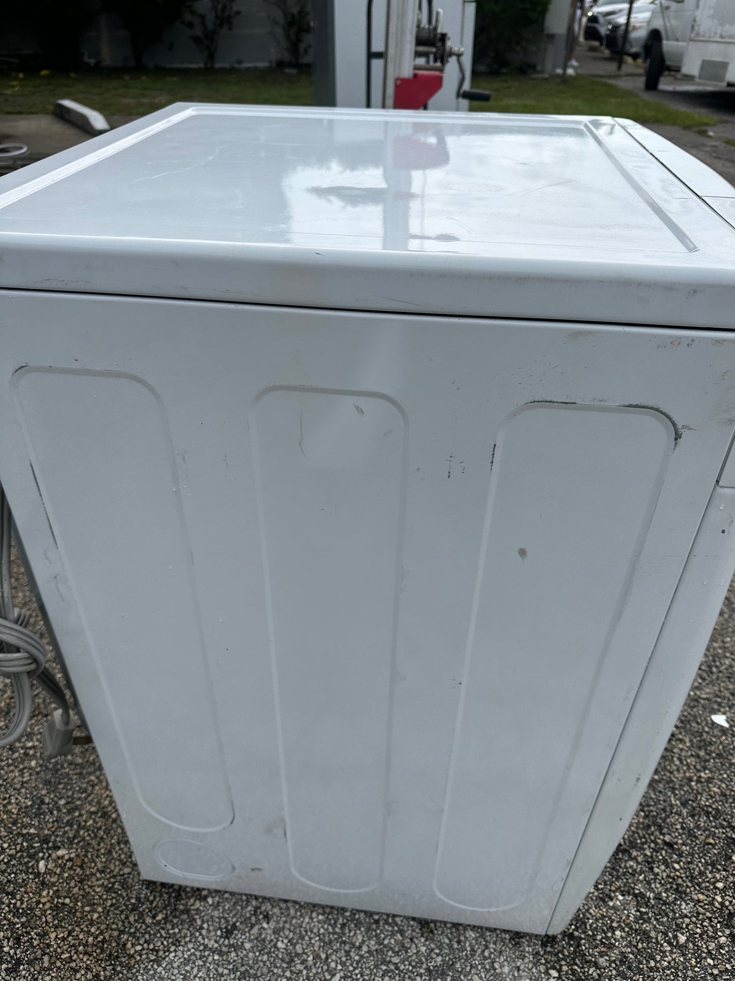 27 Inch Electric Dryer with 7.3 cu. ft. Capacity