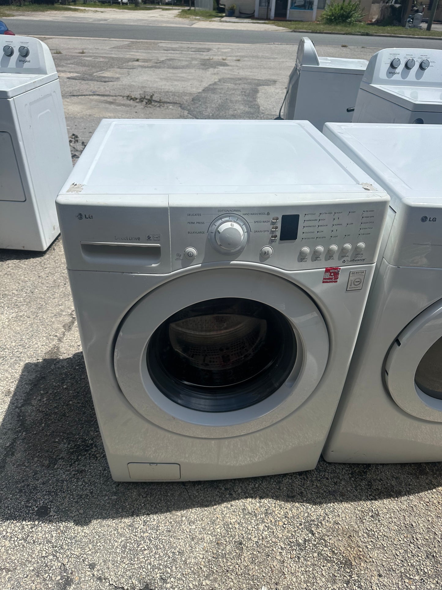 LG 3.5 cu. ft. Front Load Washer