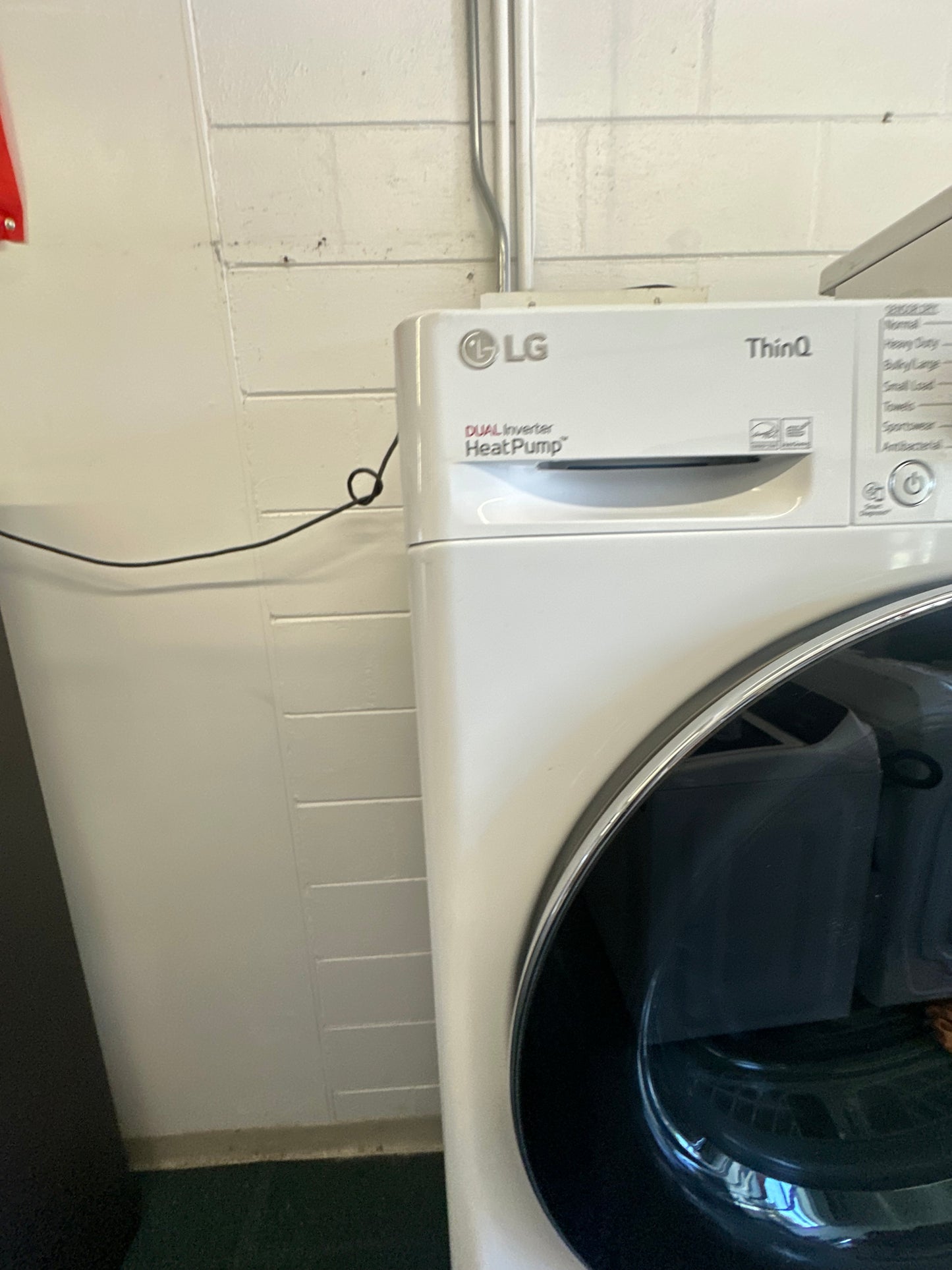 24 Inch Lg Washer And Electric Dryer Set