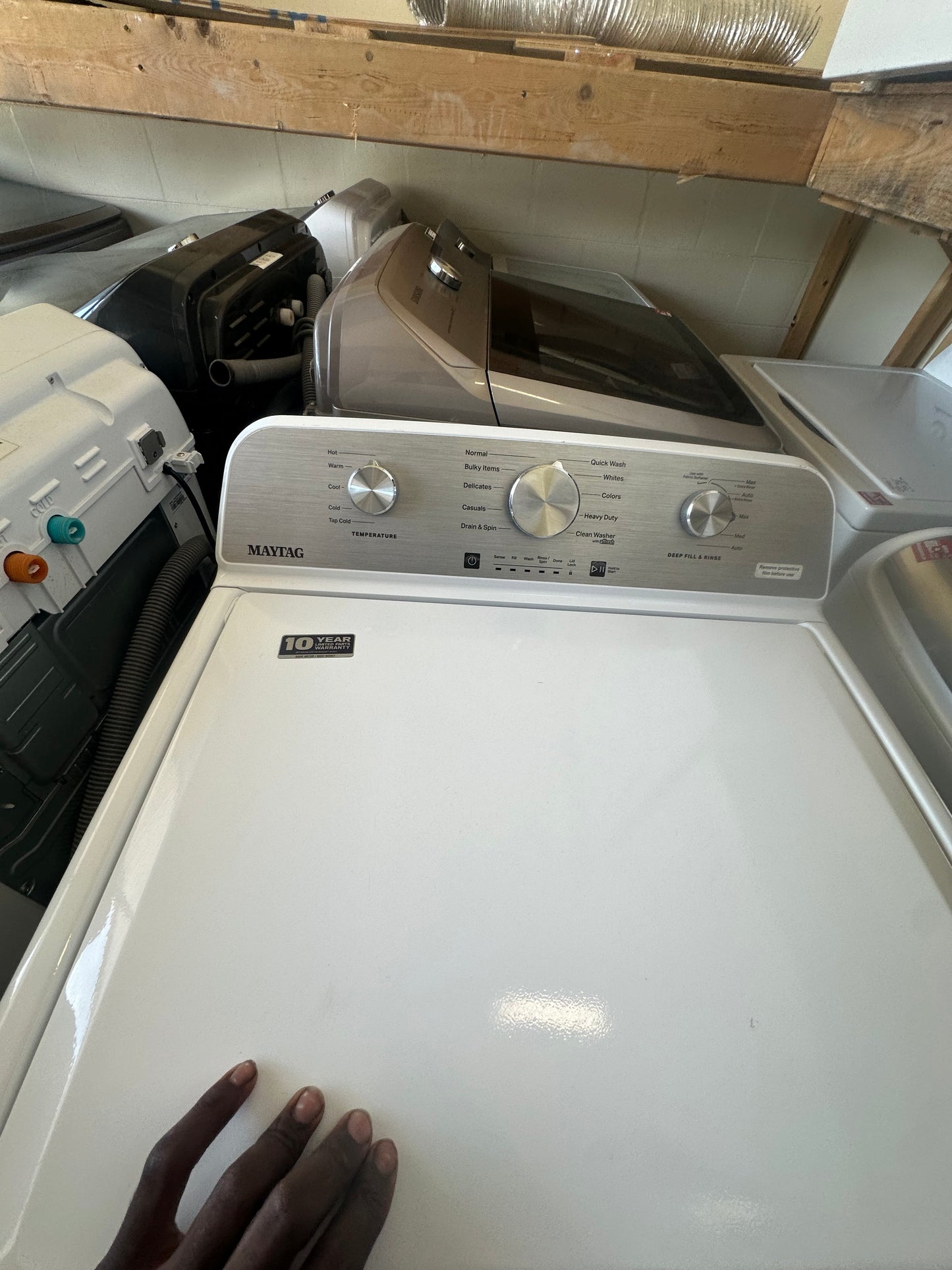 Maytag Washer - White - 28 Inch Top Load Smart Washer with 4.5 Cu. Ft. Capacity