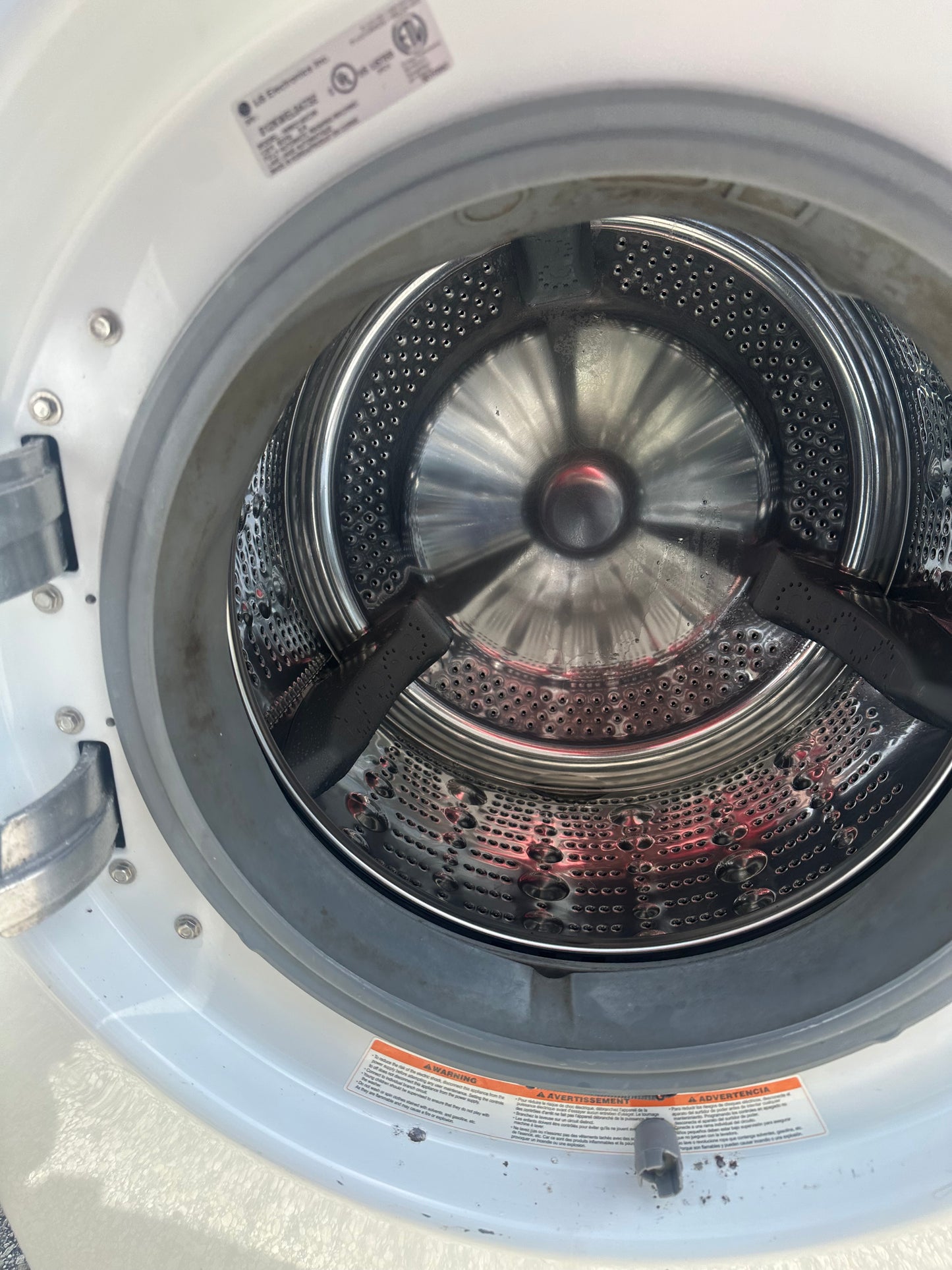 Lg Washer And Electric Dryer
