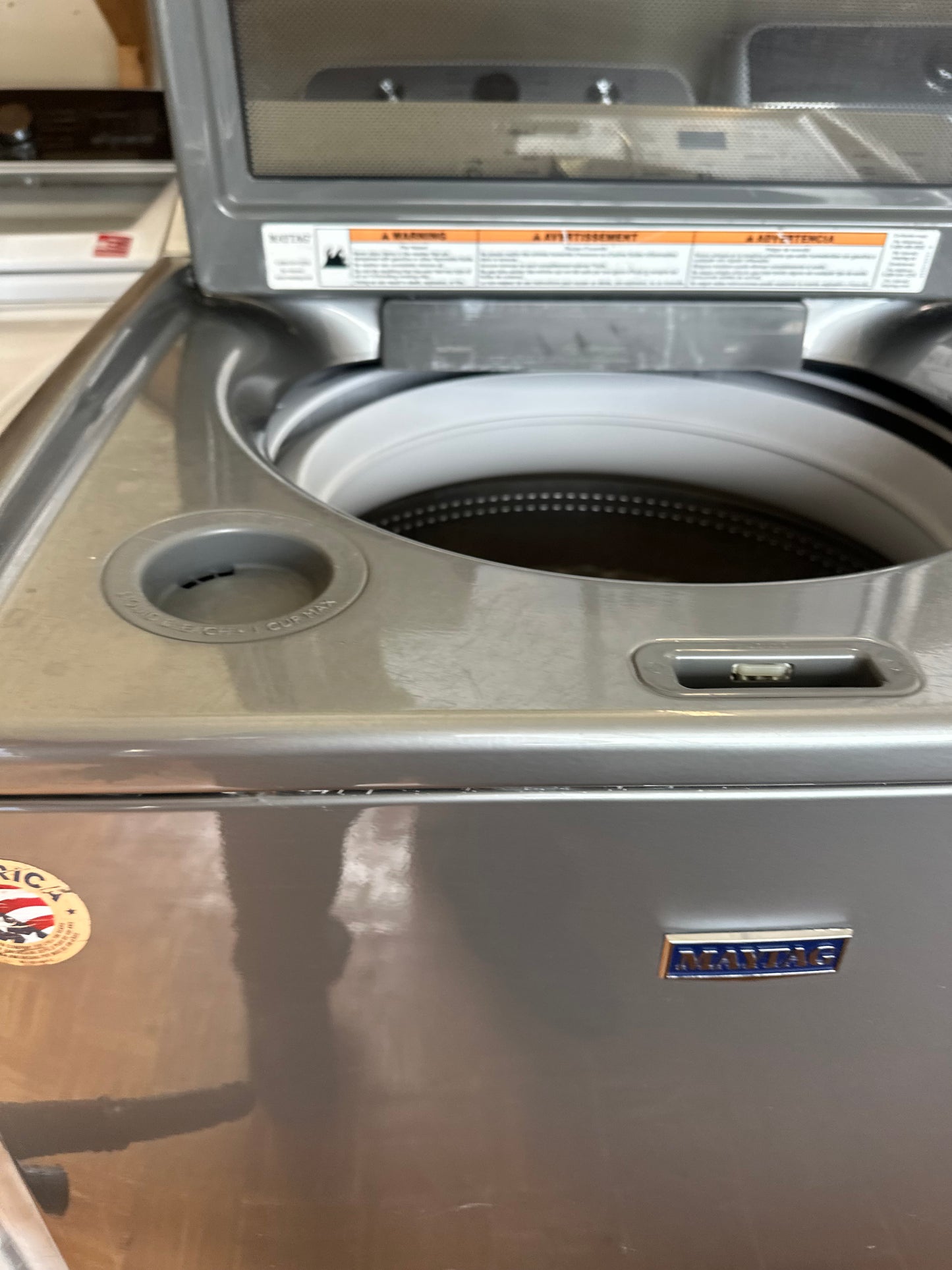 Maytag 28 Inch 4.7 cu. ft. Top Load Washer with 11 Wash Cycles