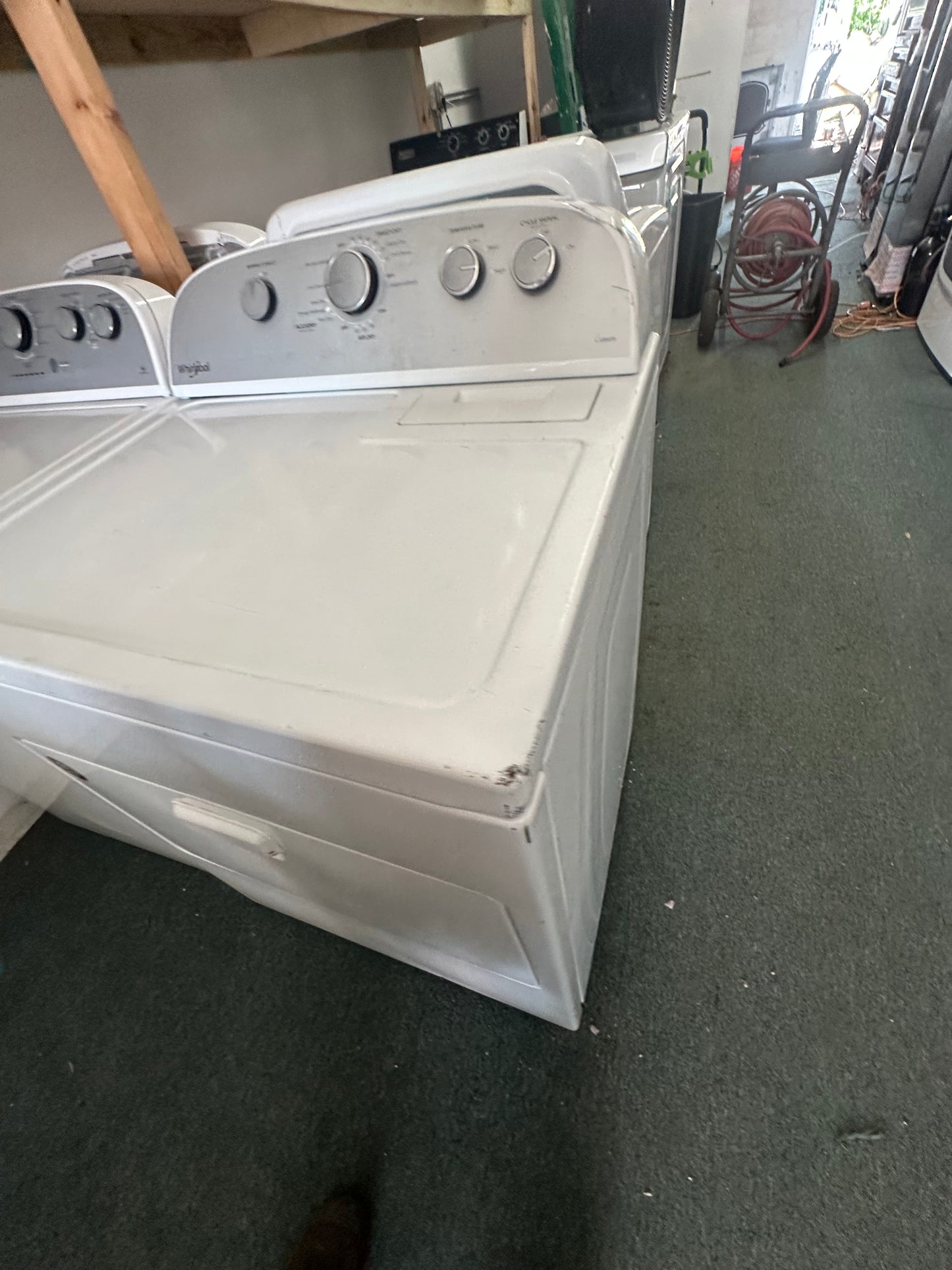 Whirlpool 7.0 cu. ft. Electric Dryer with AutoDry™ Drying System