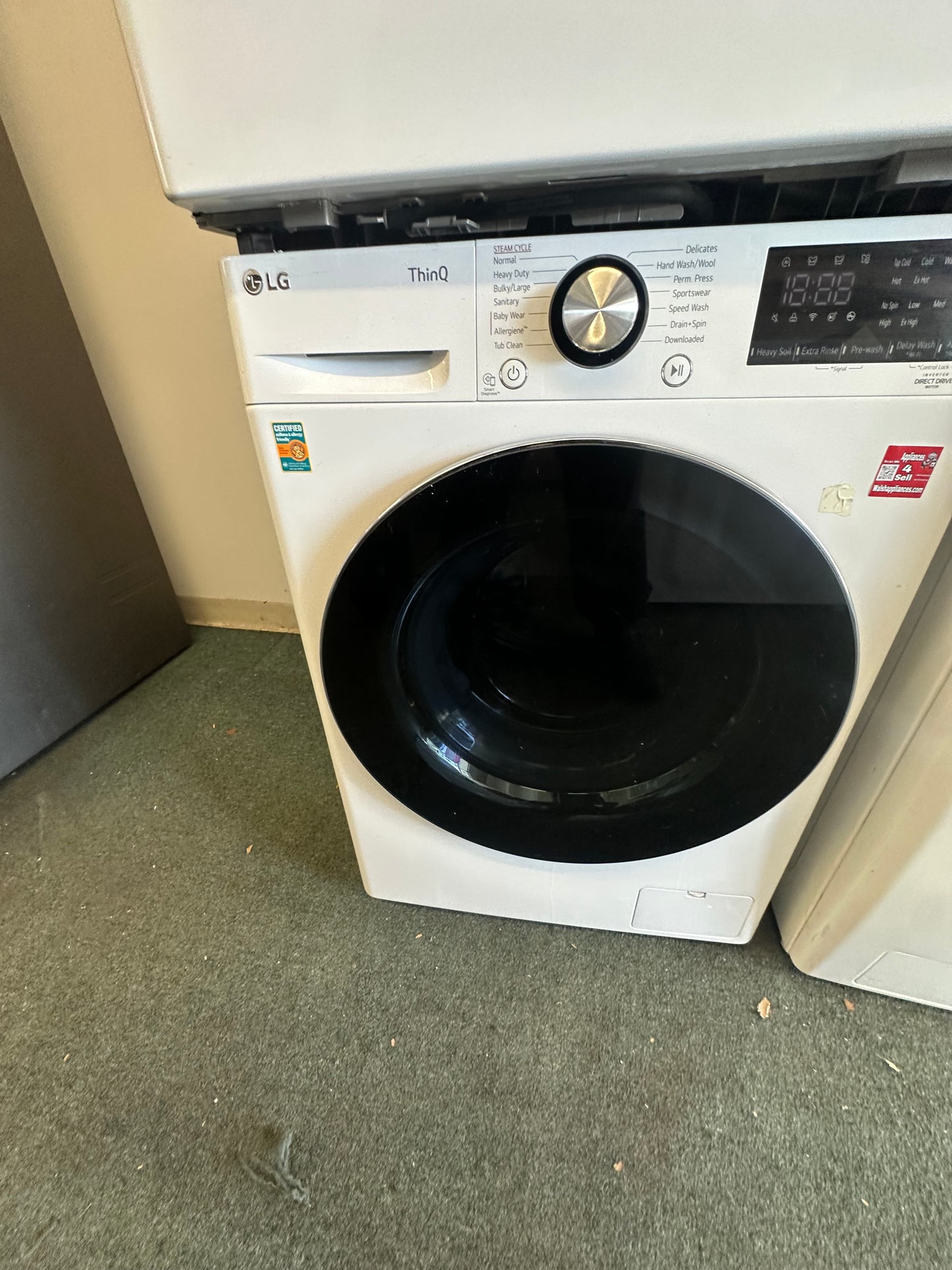 24 Inch Lg Washer And Electric Dryer Set