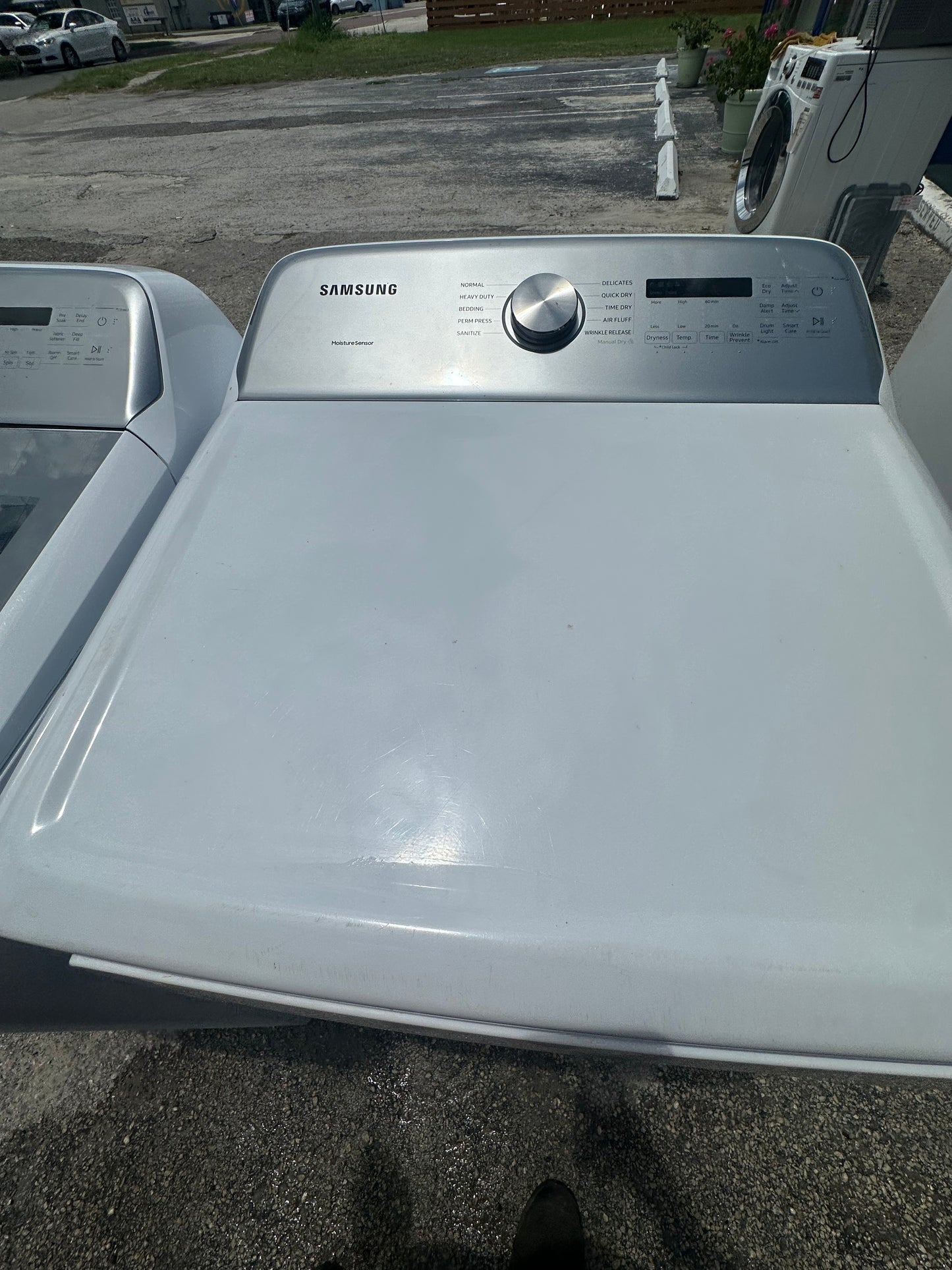 Samsung 7.4 cu. ft. Electric Dryer with Sensor Dry