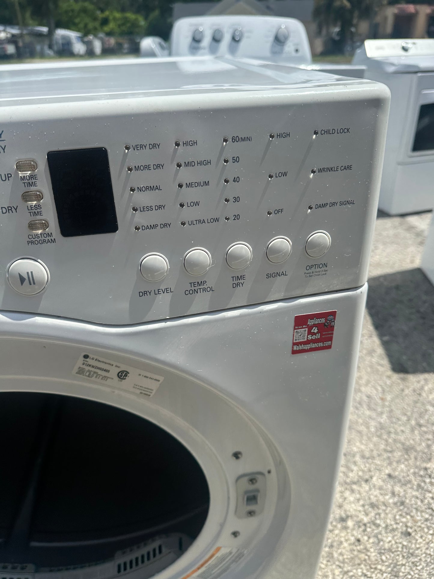LG 7.0 cu. ft. Electric Dryer (Sensor Dry)