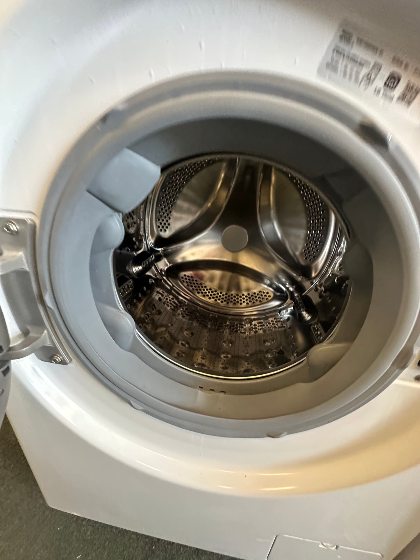 24 Inch Lg Washer And Electric Dryer Set