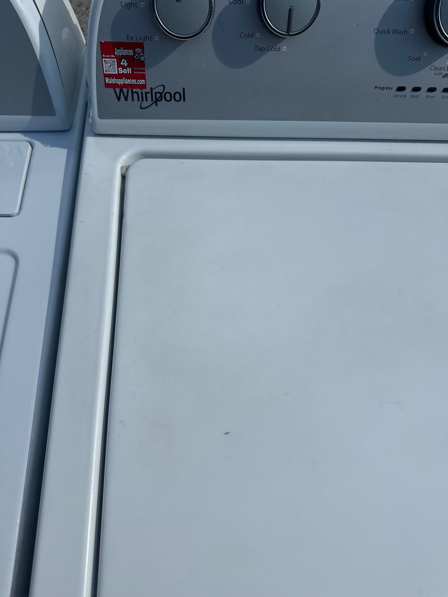 Whirlpool High-Efficiency Top Load Washer – WTW5000DW2