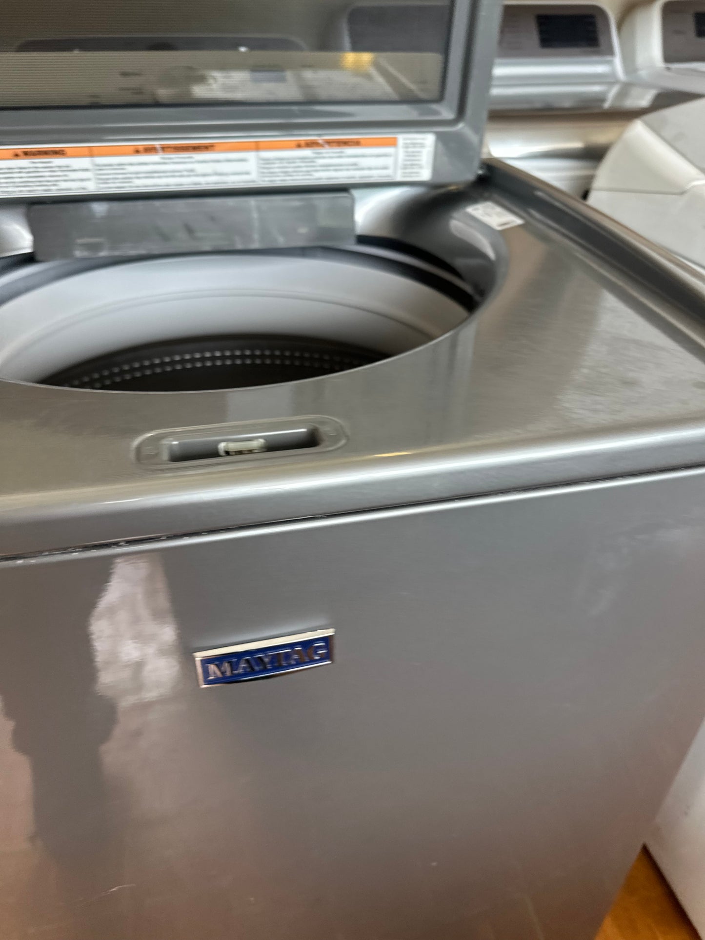 Maytag 28 Inch 4.7 cu. ft. Top Load Washer with 11 Wash Cycles