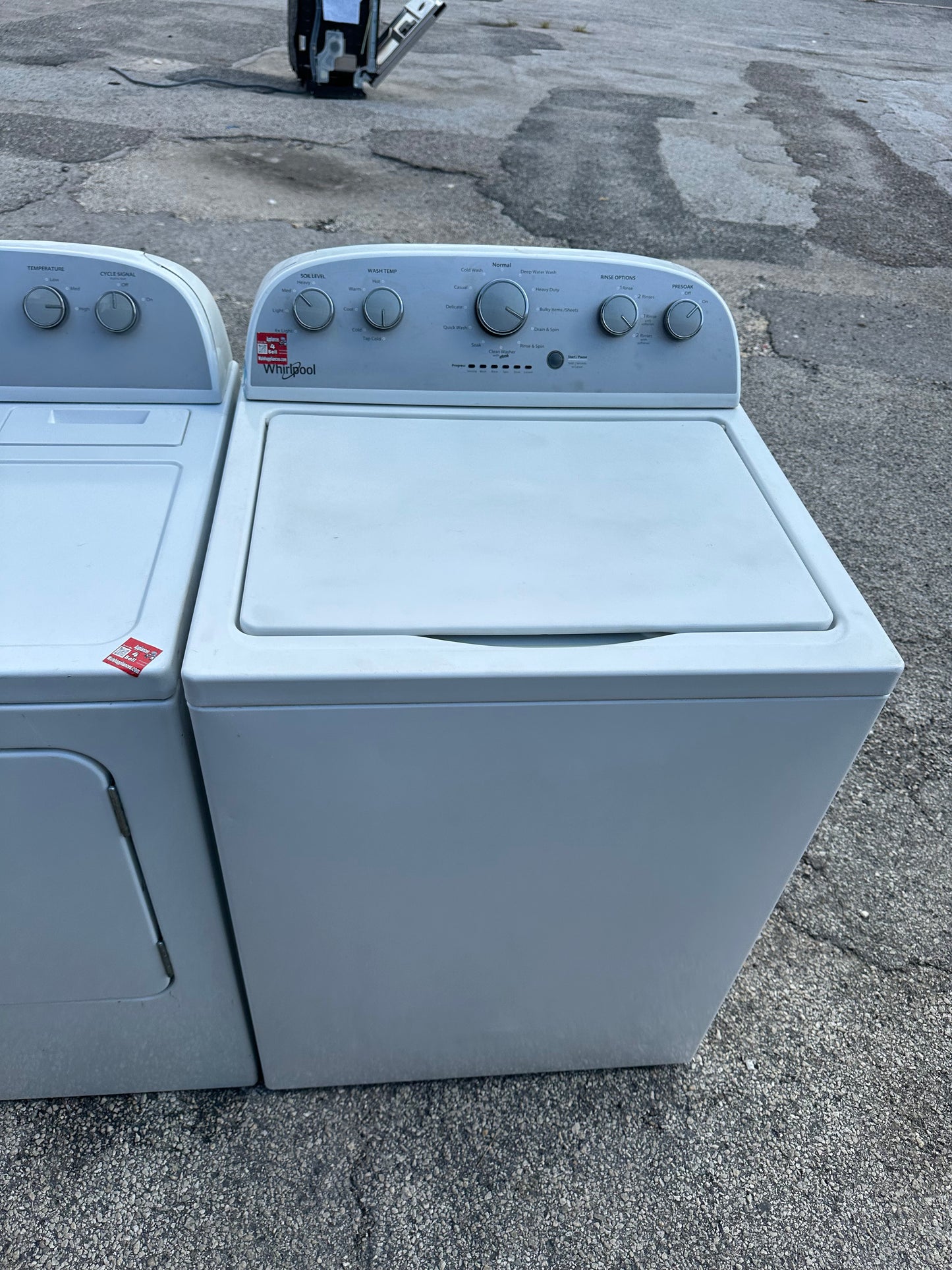 Whirlpool High-Efficiency Top Load Washer – WTW5000DW2