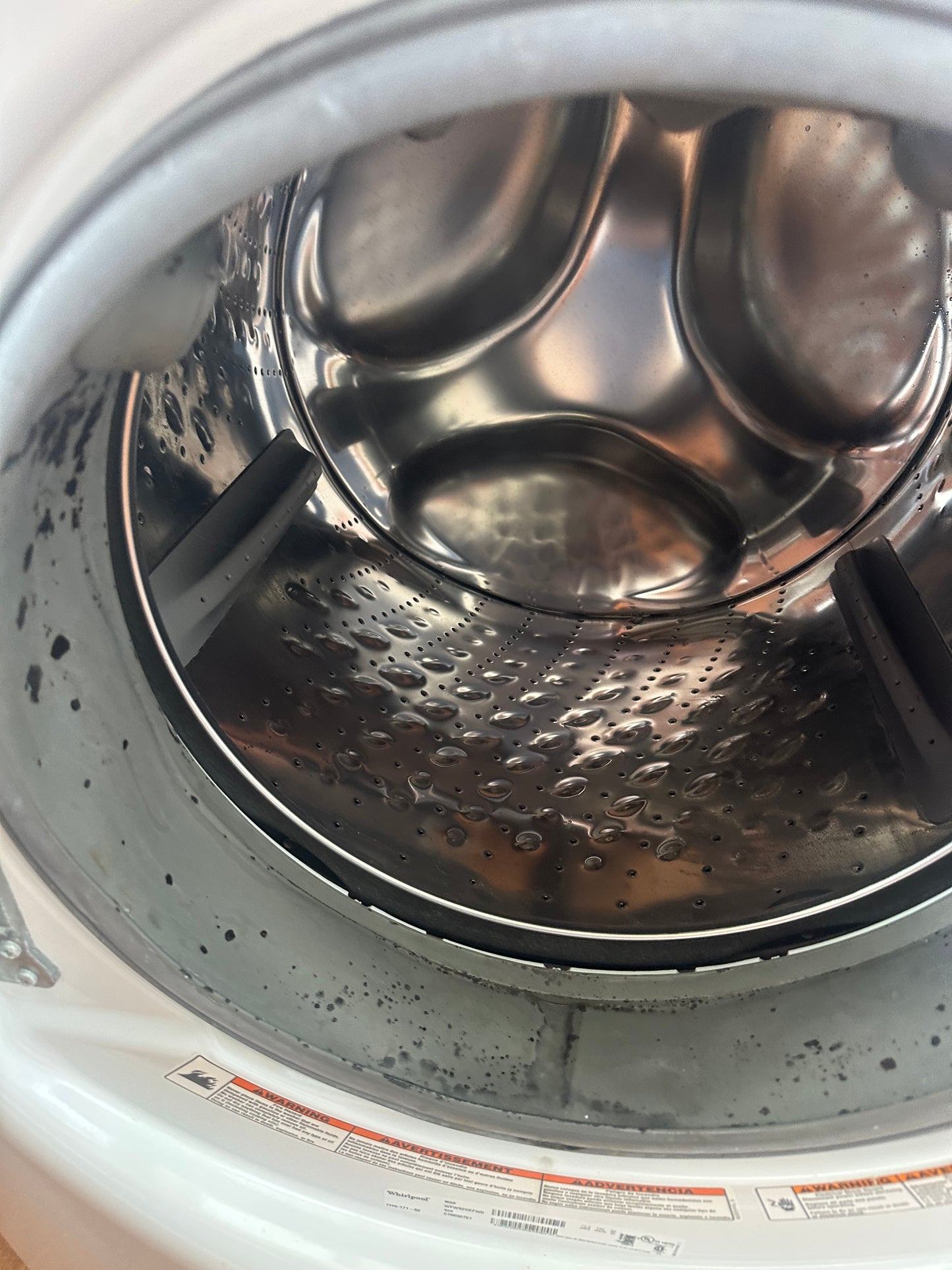 Whirlpool 4.5 cu ft Front‑Load Washer with Load & Go