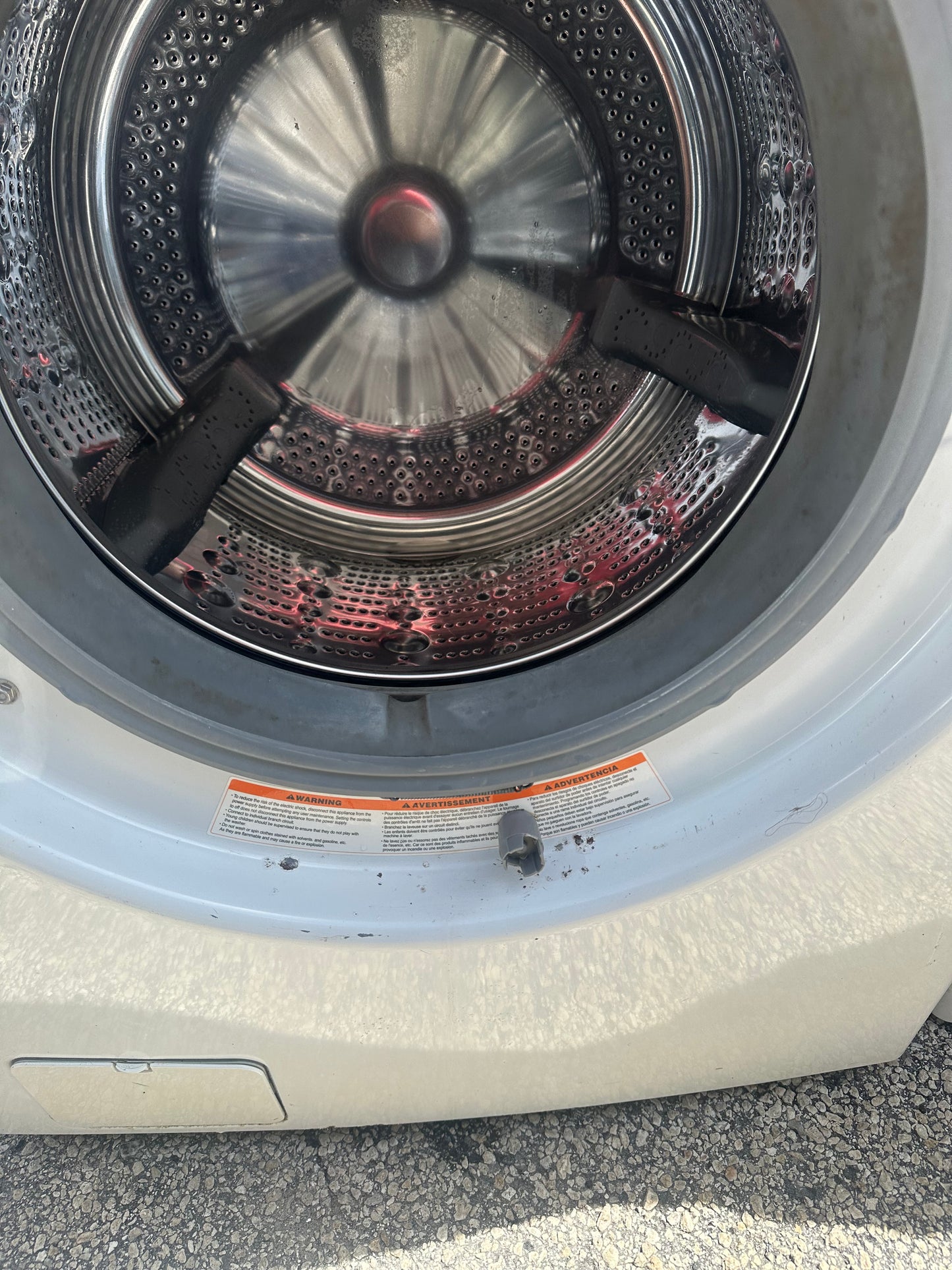 LG 3.5 cu. ft. Front Load Washer