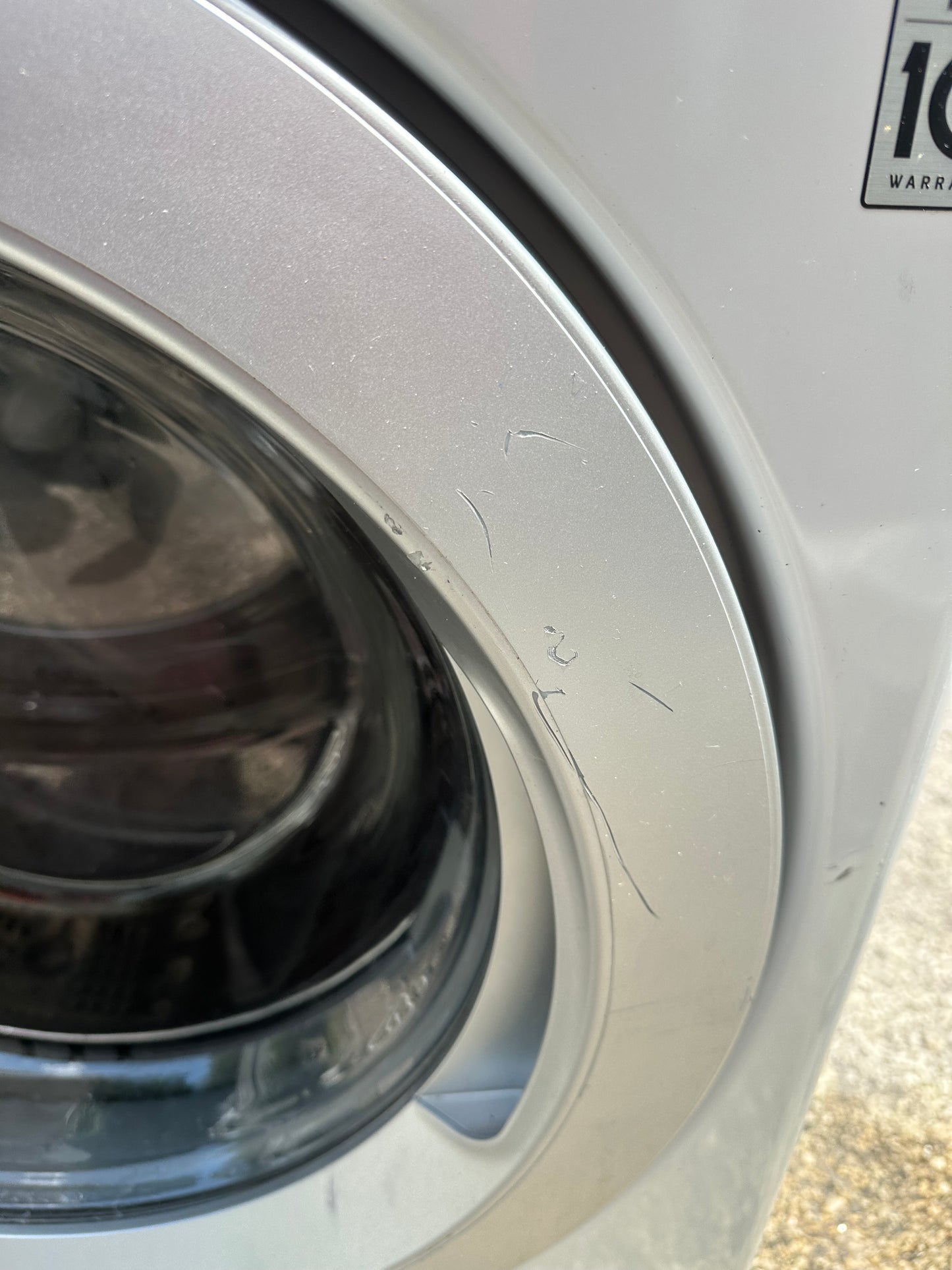 Lg Washer - White - 27 Inch Front Load Smart Washer with 4.5 cu. ft. Capacity