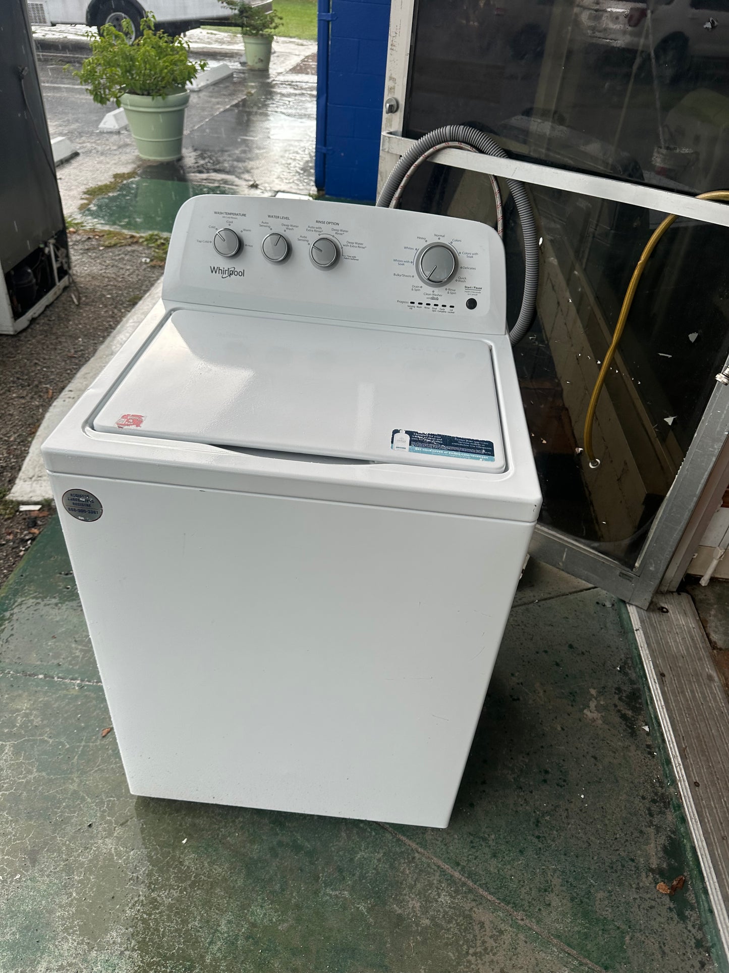 Whirlpool 3.8 cu. ft. Top Load Washer with Deep Water Wash Option