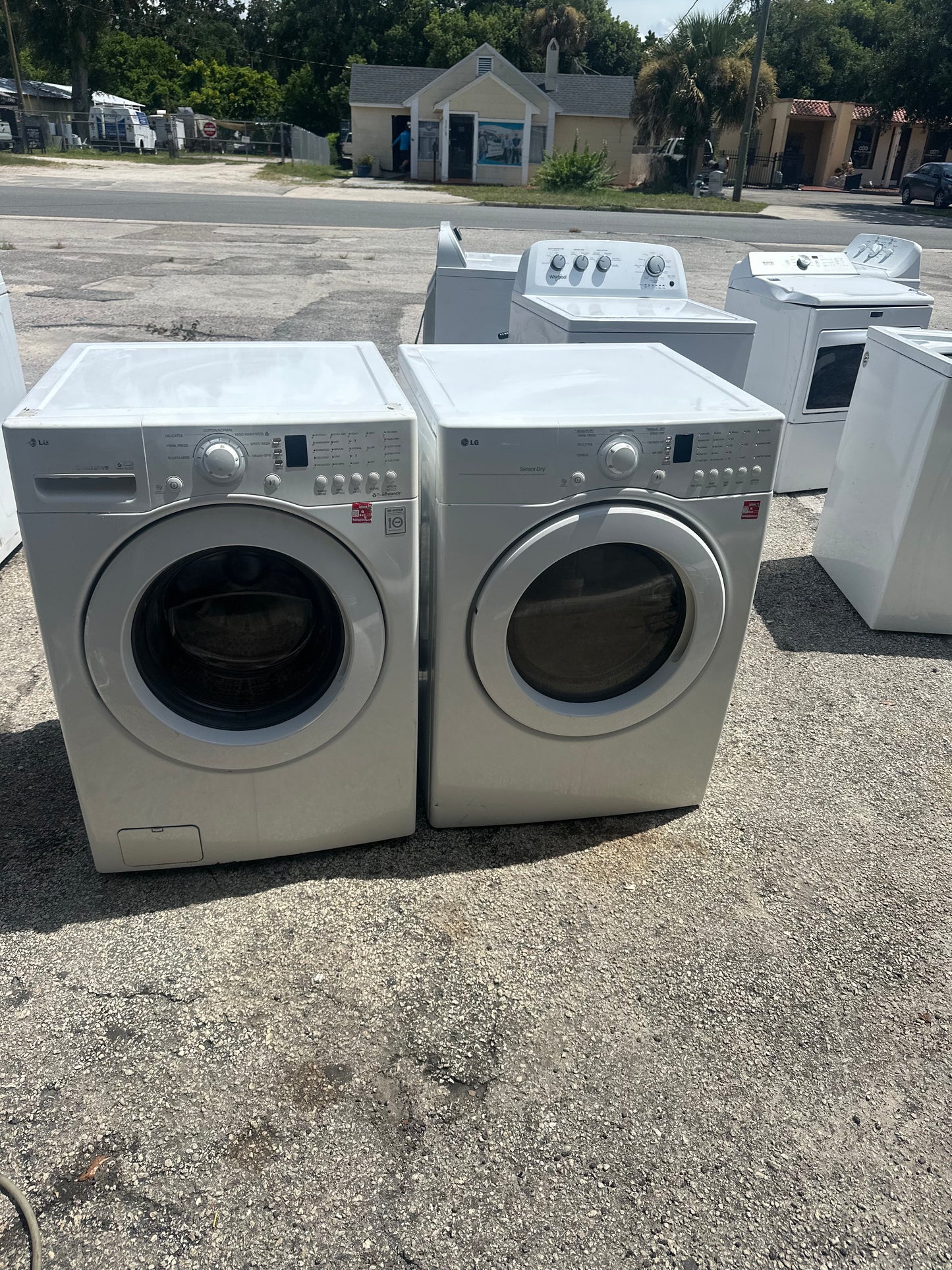 Lg Washer And Electric Dryer