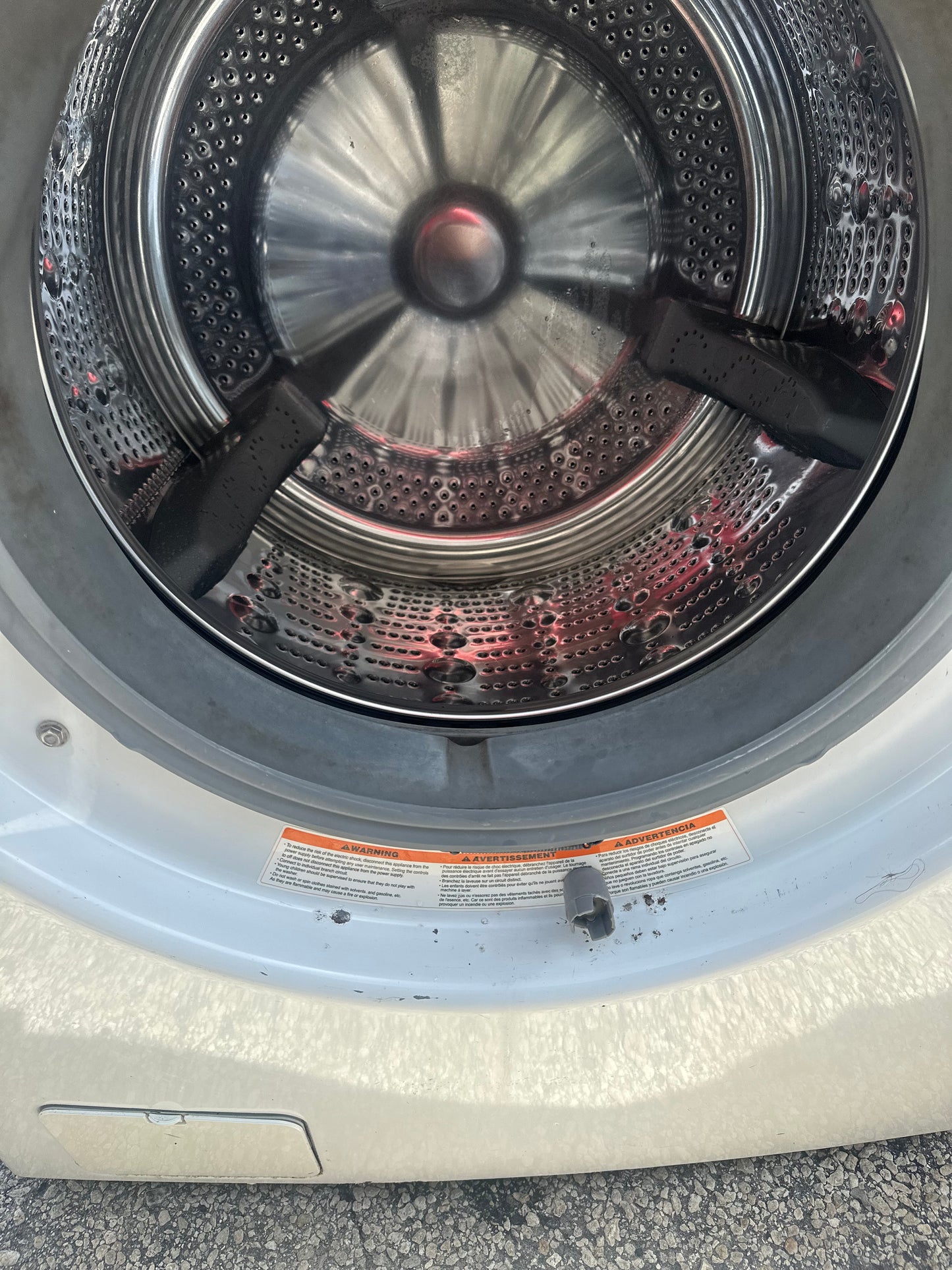 LG 3.5 cu. ft. Front Load Washer