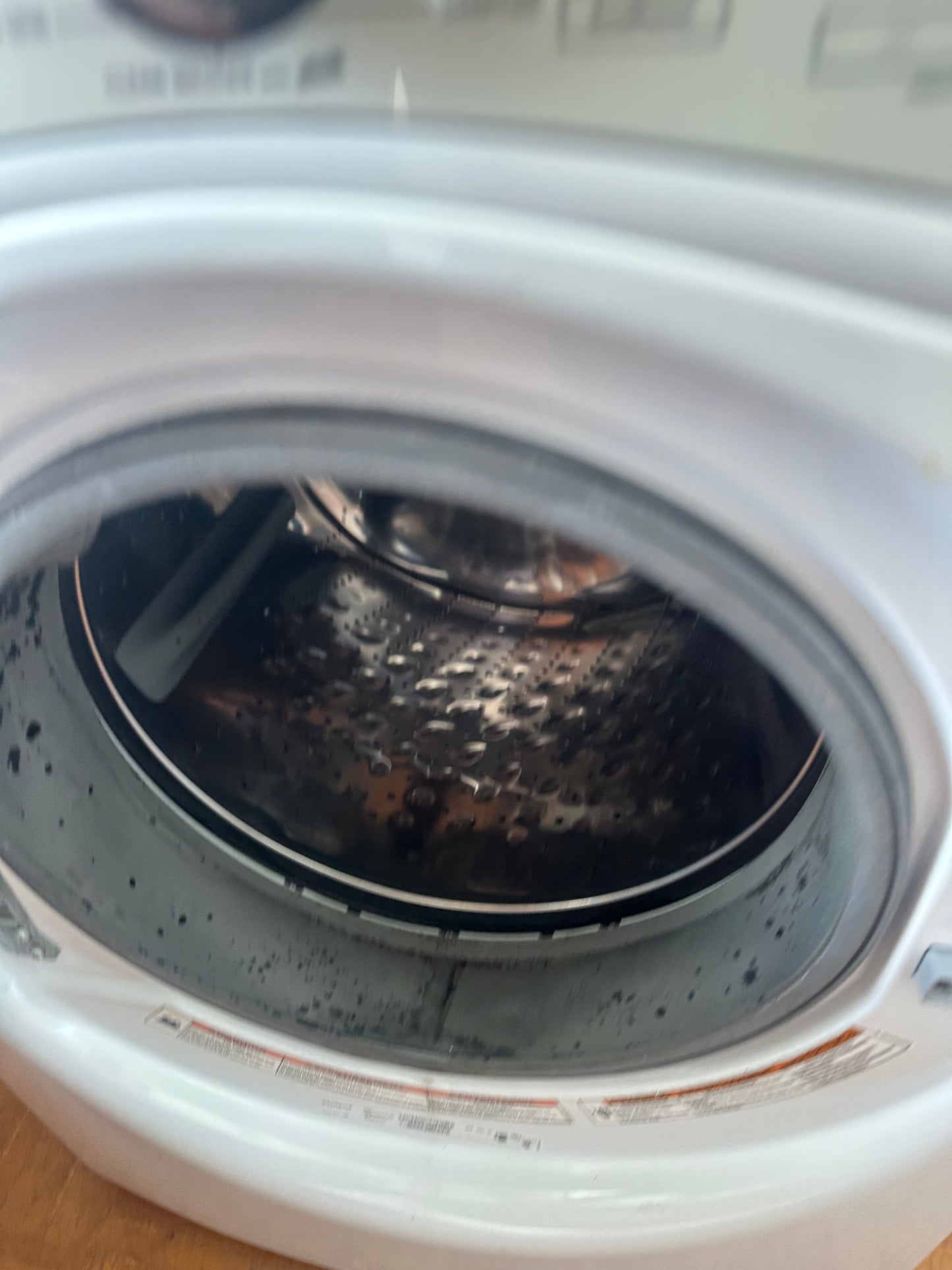 Whirlpool 4.5 cu ft Front‑Load Washer with Load & Go
