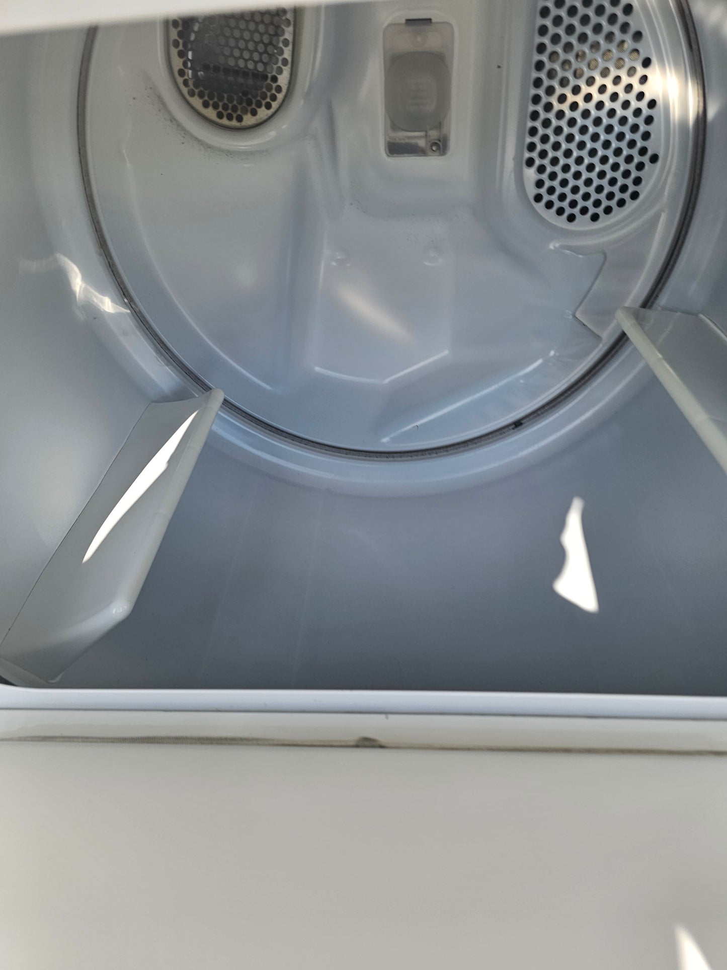Whirlpool Washer and Electric Dryer Set