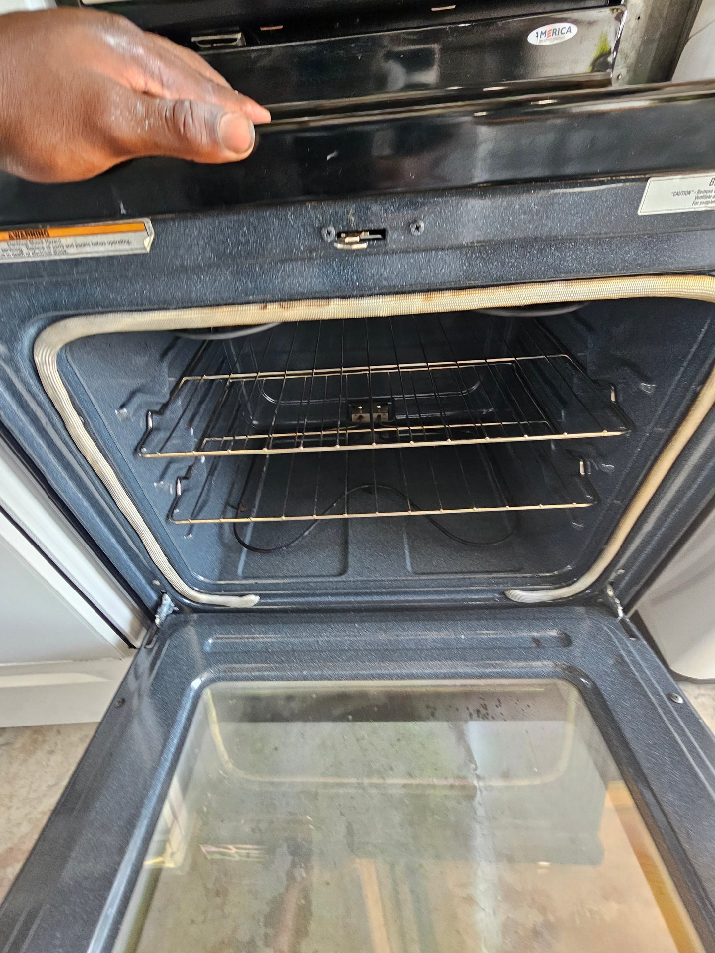Amana 30" Freestanding Electric Range