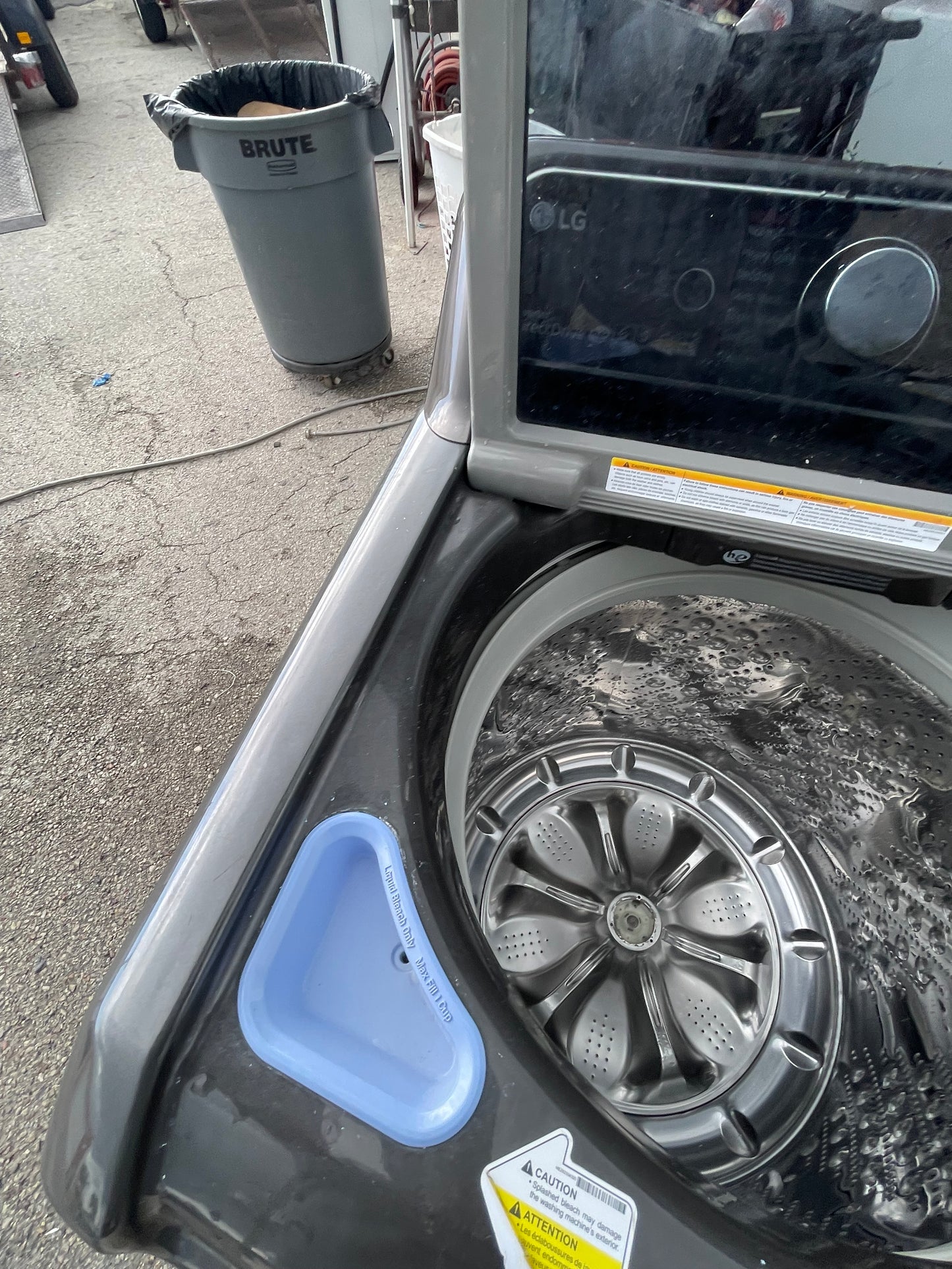 5.5 cu. ft. Smart Wi-Fi Enabled Top Load Washer with Impeller & TurboWash3D™ Technology
WT7900HBA