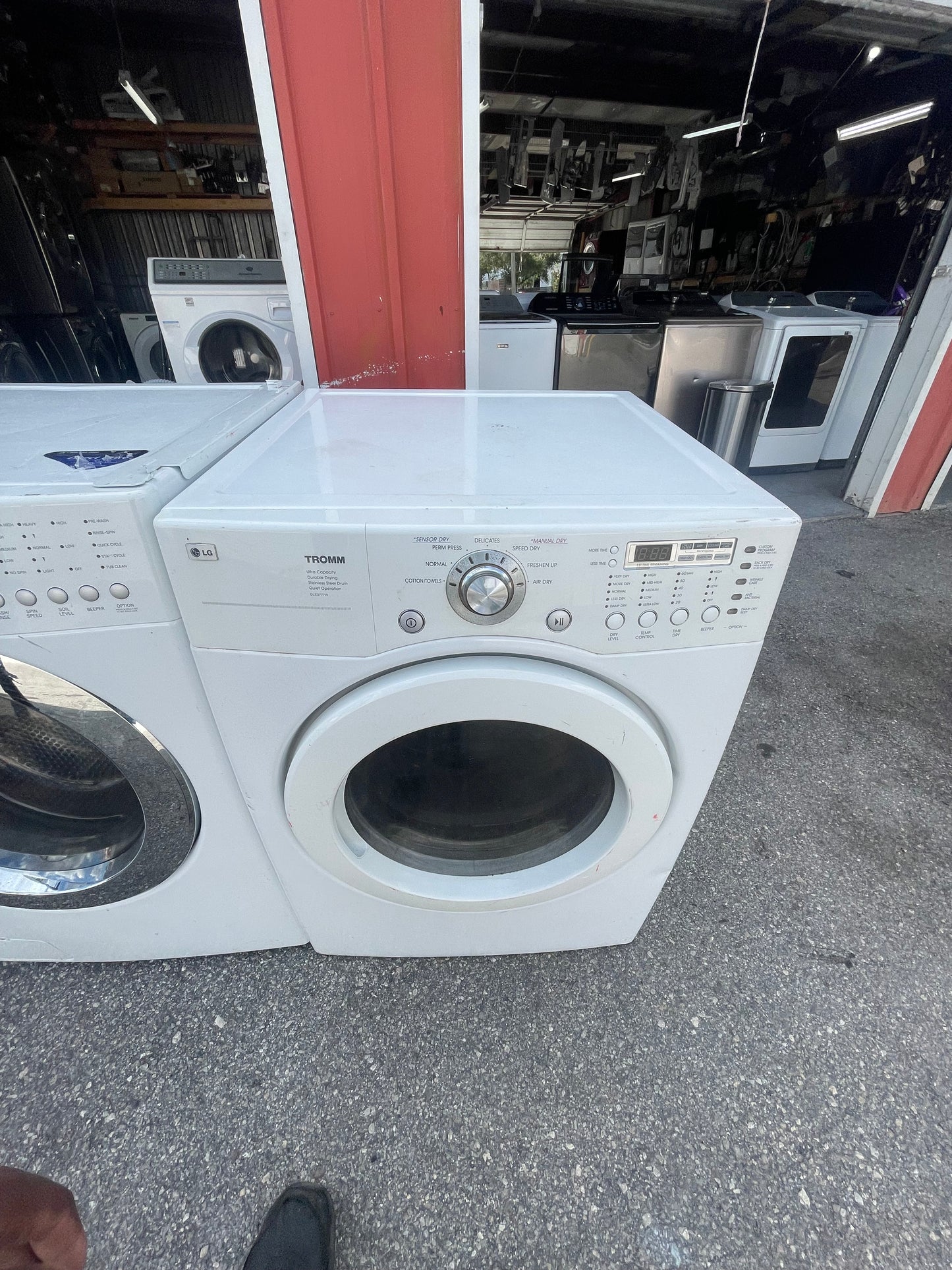 Lg Front load Washer And Electric Dryer Set