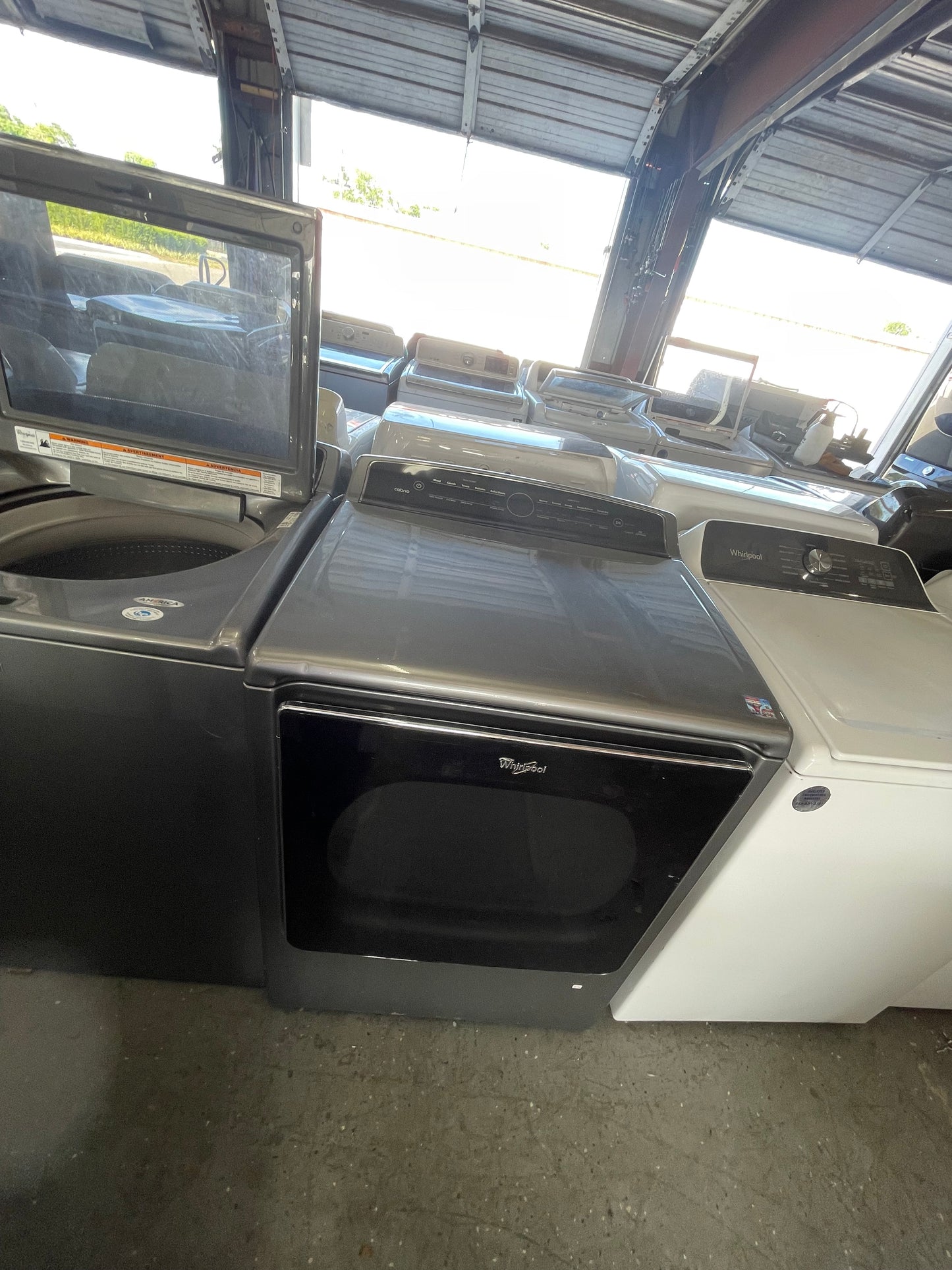 Whirlpool Washer And Electric Dryer Set