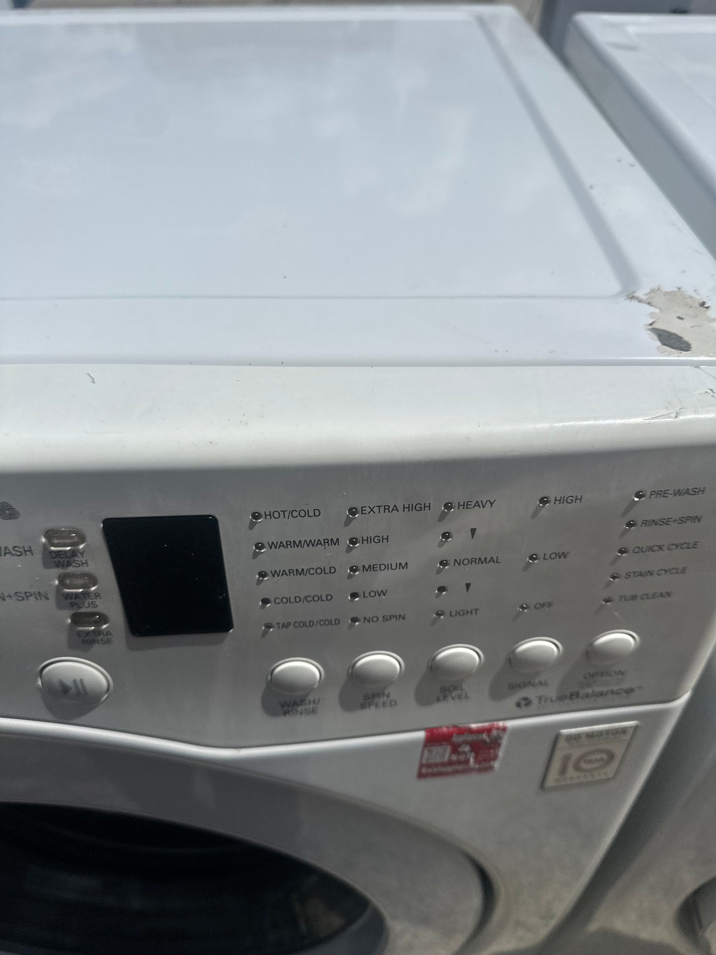LG 3.5 cu. ft. Front Load Washer