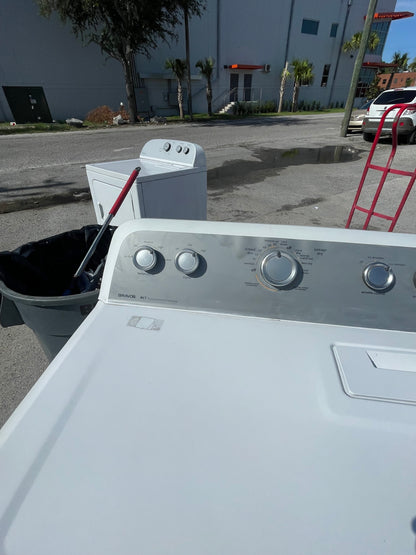 Maytag MEDX655DW
7.0 cu. ft. Dryer with Sanitize Cycle