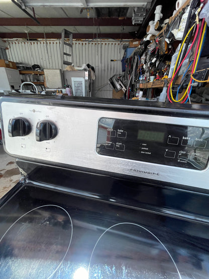 Frigidaire Electric Stove