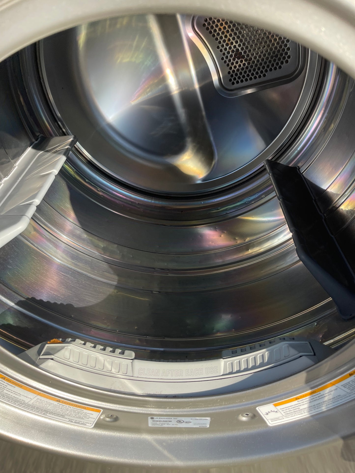 🔥 LG DLE5977S Electric Dryer
	•