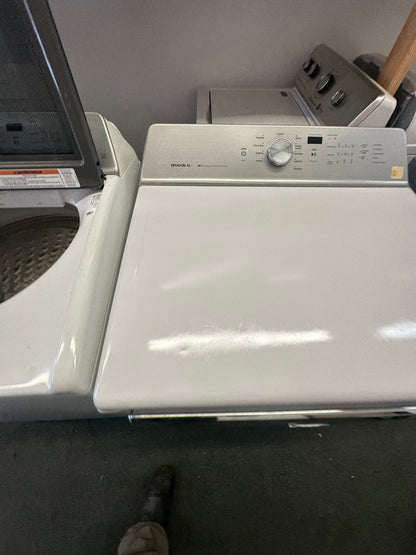 Maytag 8.8 cu. ft. Electric Dryer with PowerDry & Advanced Moisture Sensing