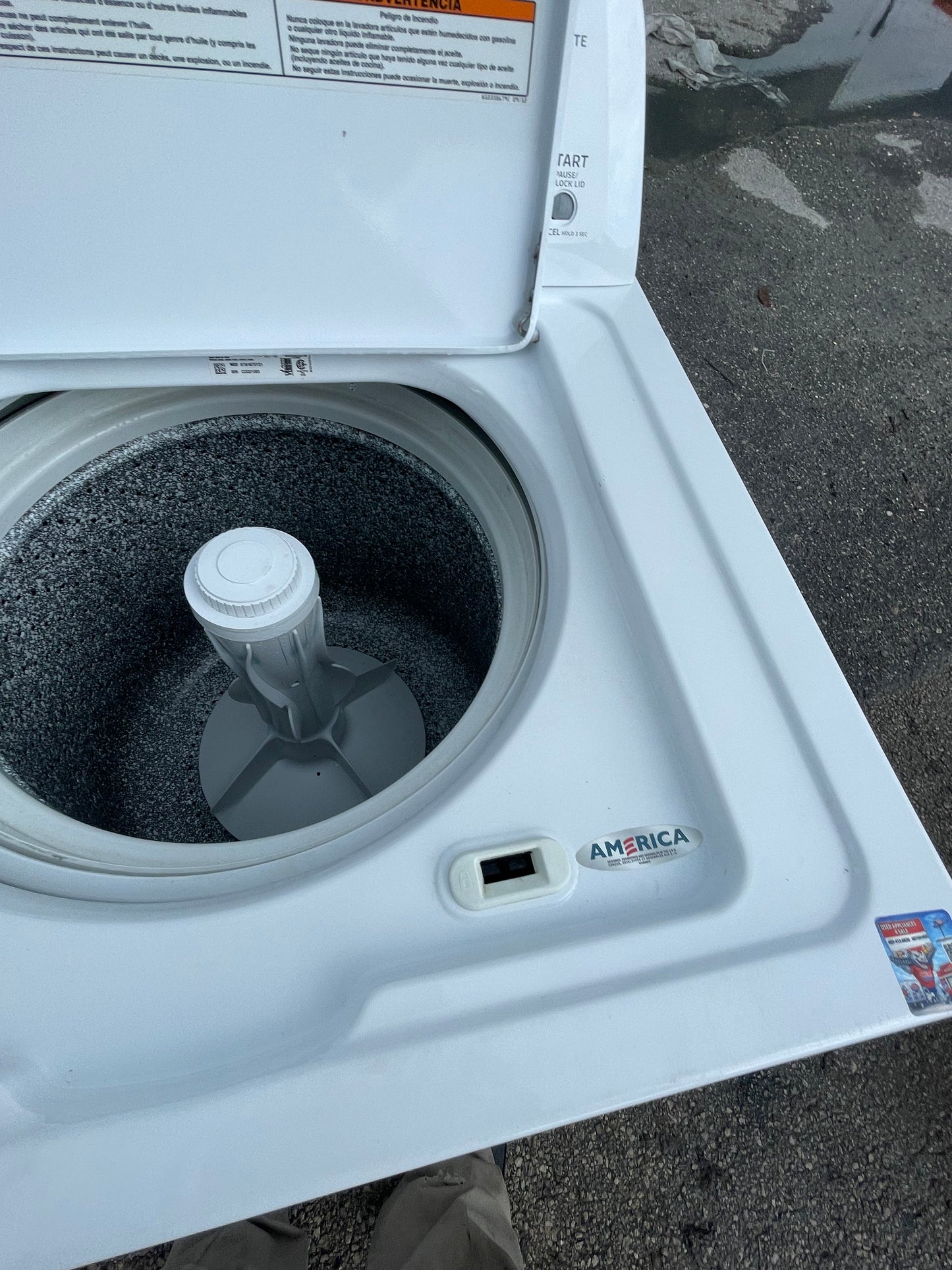 Admiral ATW4675YQ1 3.5 cu. ft. Top Load Washer with 9 Wash Cycles