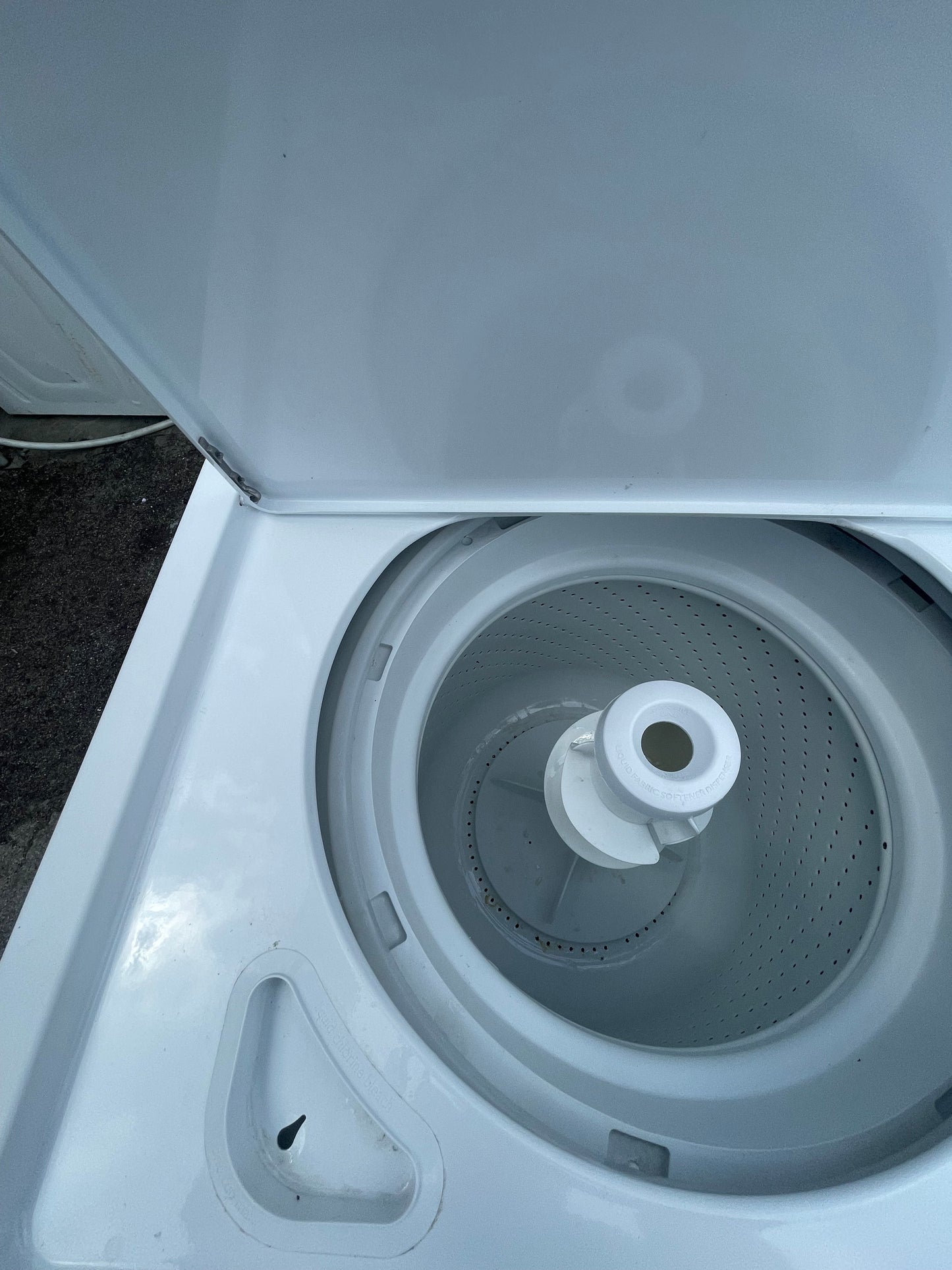 Whirlpool 3.5-cu ft High Efficiency Top-Load Washer