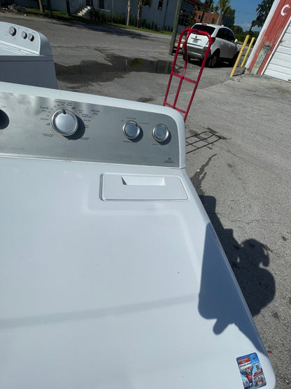 Maytag MEDX655DW
7.0 cu. ft. Dryer with Sanitize Cycle