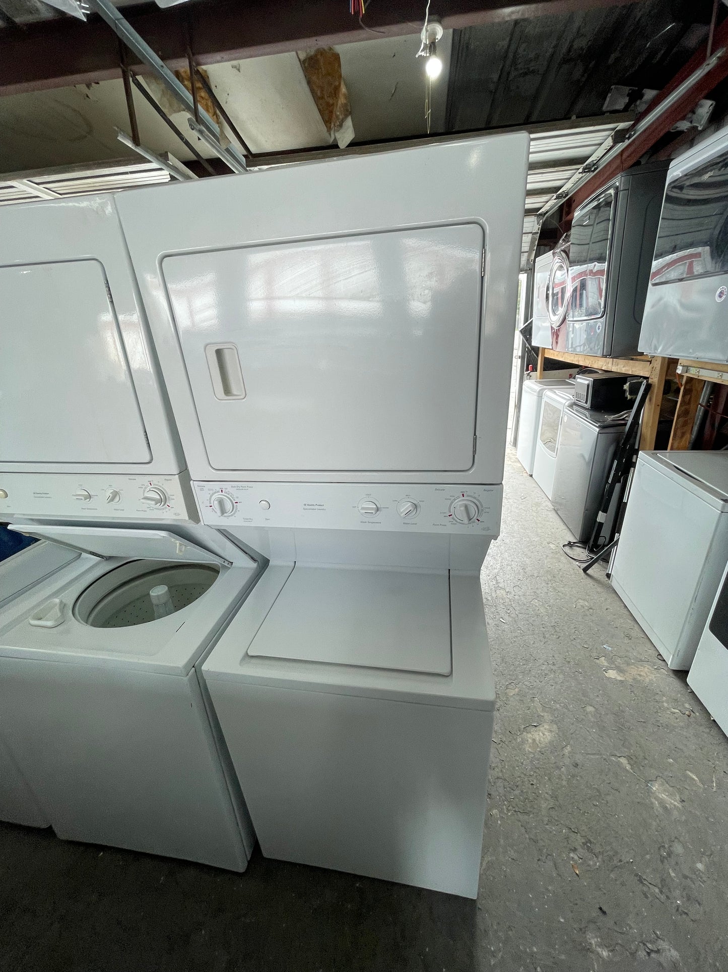 GE® 27" Unitized Spacemaker® Washer and Electric Dryer