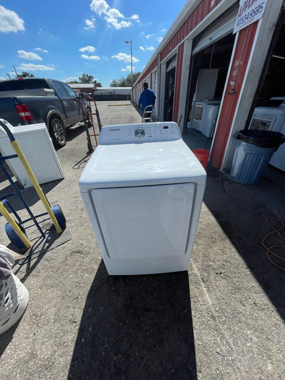 Samsung DVE45T3200W 7.2 Cu. Ft. Electric Dryer – White