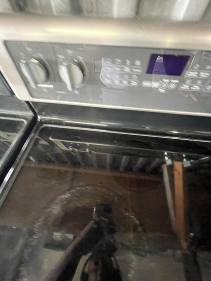 Whirlpool 6.4 Cu. Ft. Freestanding Electric Range with Warming Drawer