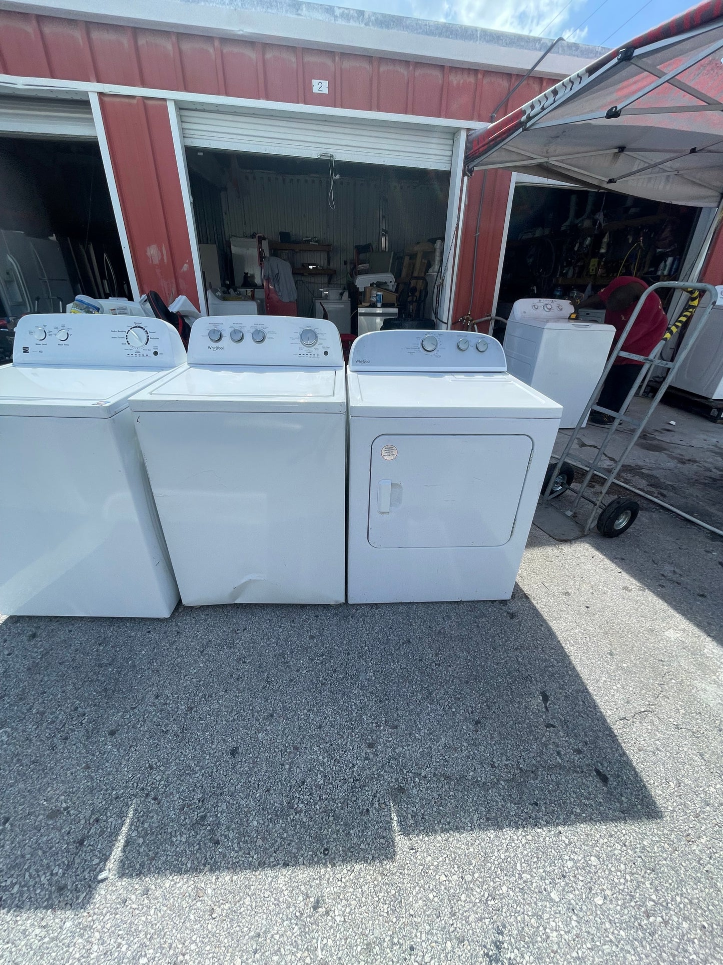 Whirlpool Washer And Electric Dryer Set