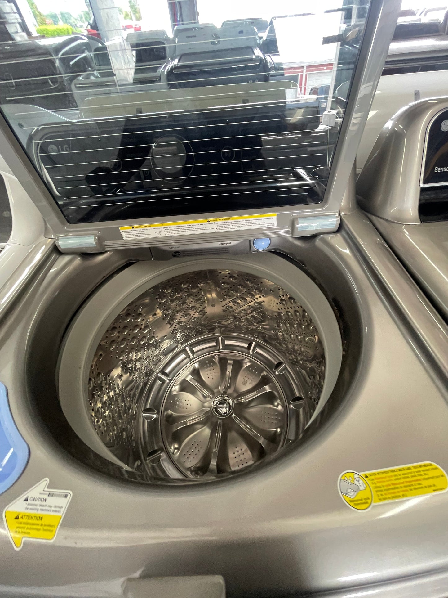 Lg Washer And Electric Dryer Set