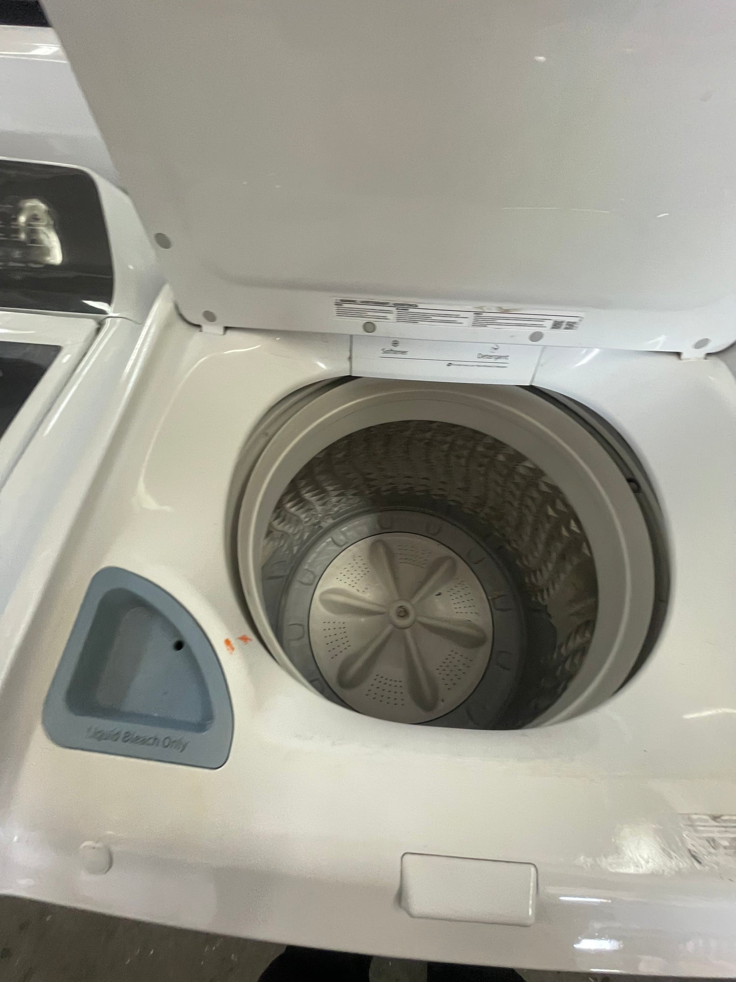 Samsung Washer And Electric Dryer Set