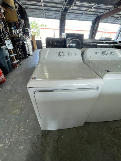 Ge Washer And Electric Dryer  Set