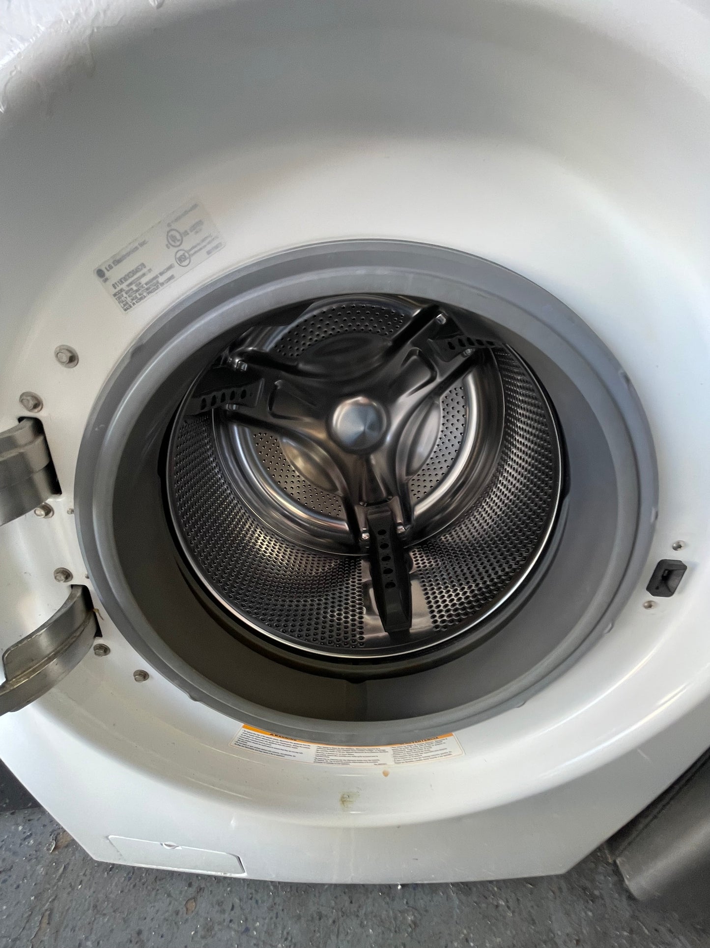 LG 4.5 Cu. Ft. Ultra Capacity Front Load Washer
