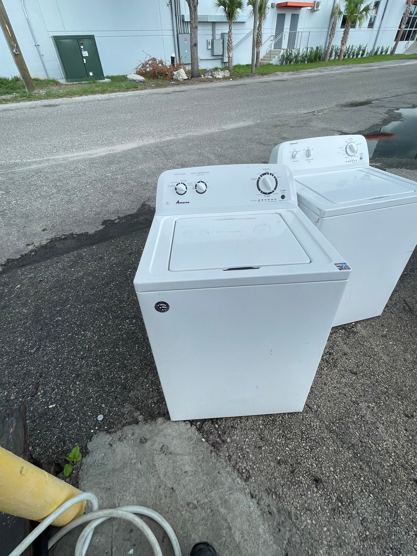 Amana 3.5 CU. FT. TOP-LOAD WASHER WITH DUAL ACTION AGITATOR